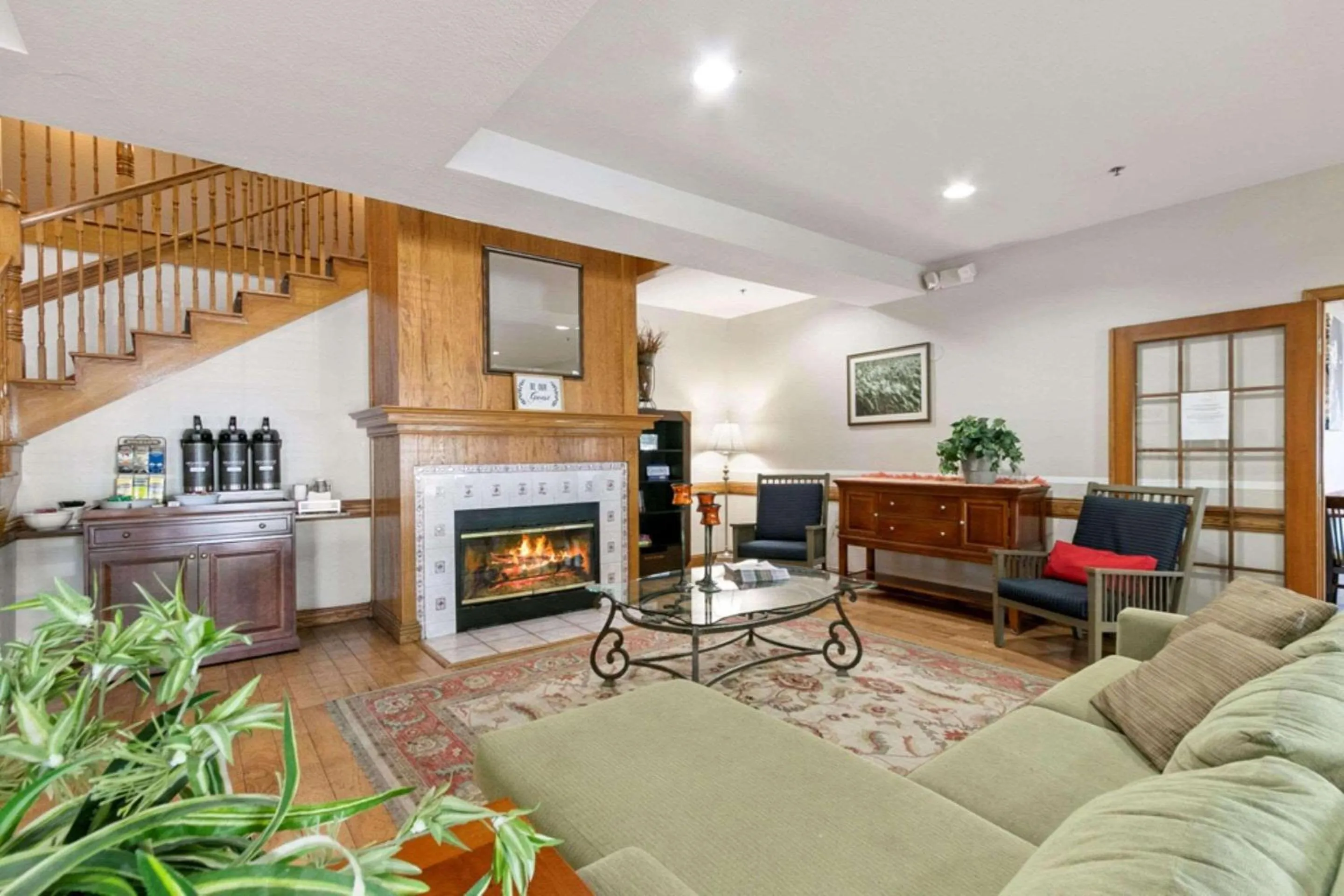 Lobby or reception in Country Inn & Suites by Radisson, Greeley, CO