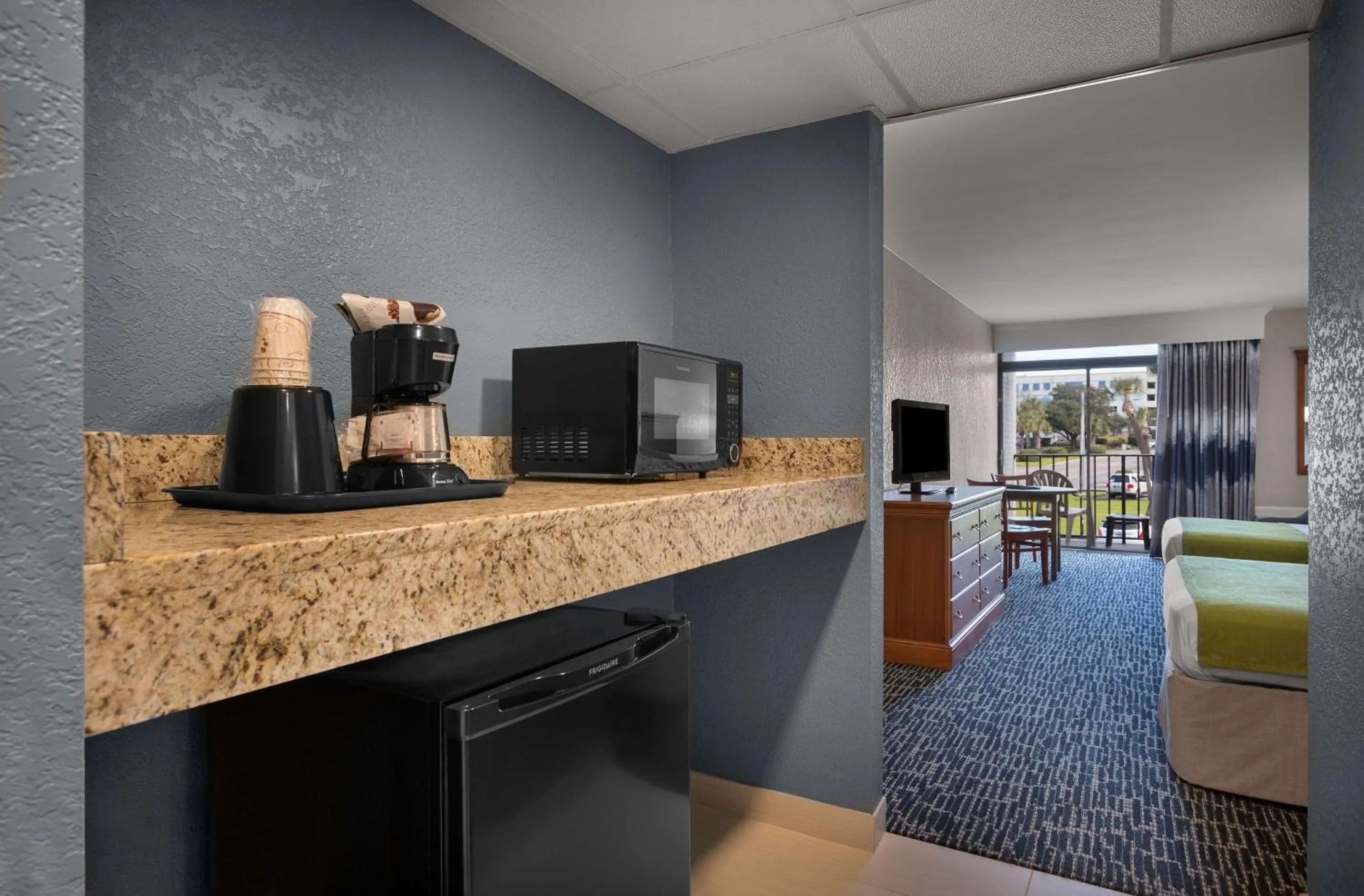 Bedroom in Dayton House Resort - BW Signature Collection