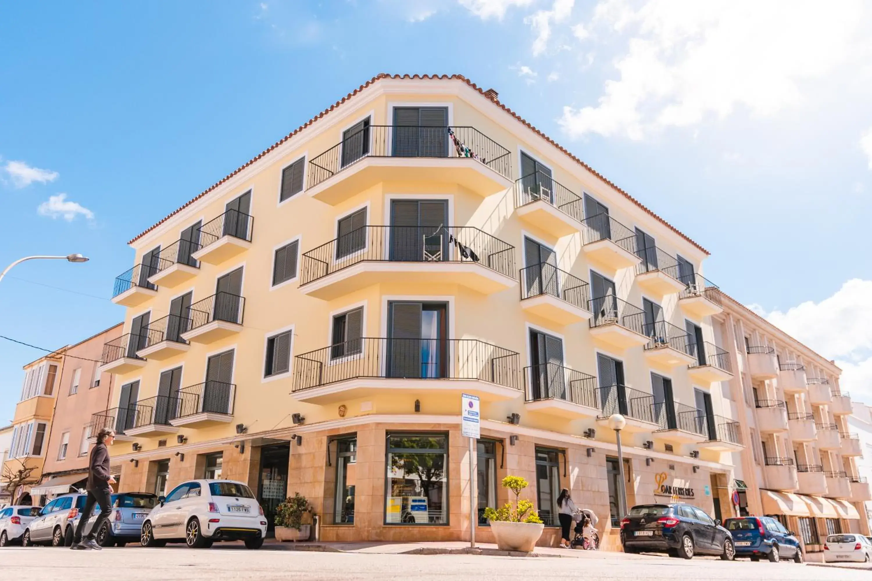 Property building in Hotel Loar Ferreries Property building in Hotel Loar Ferreries