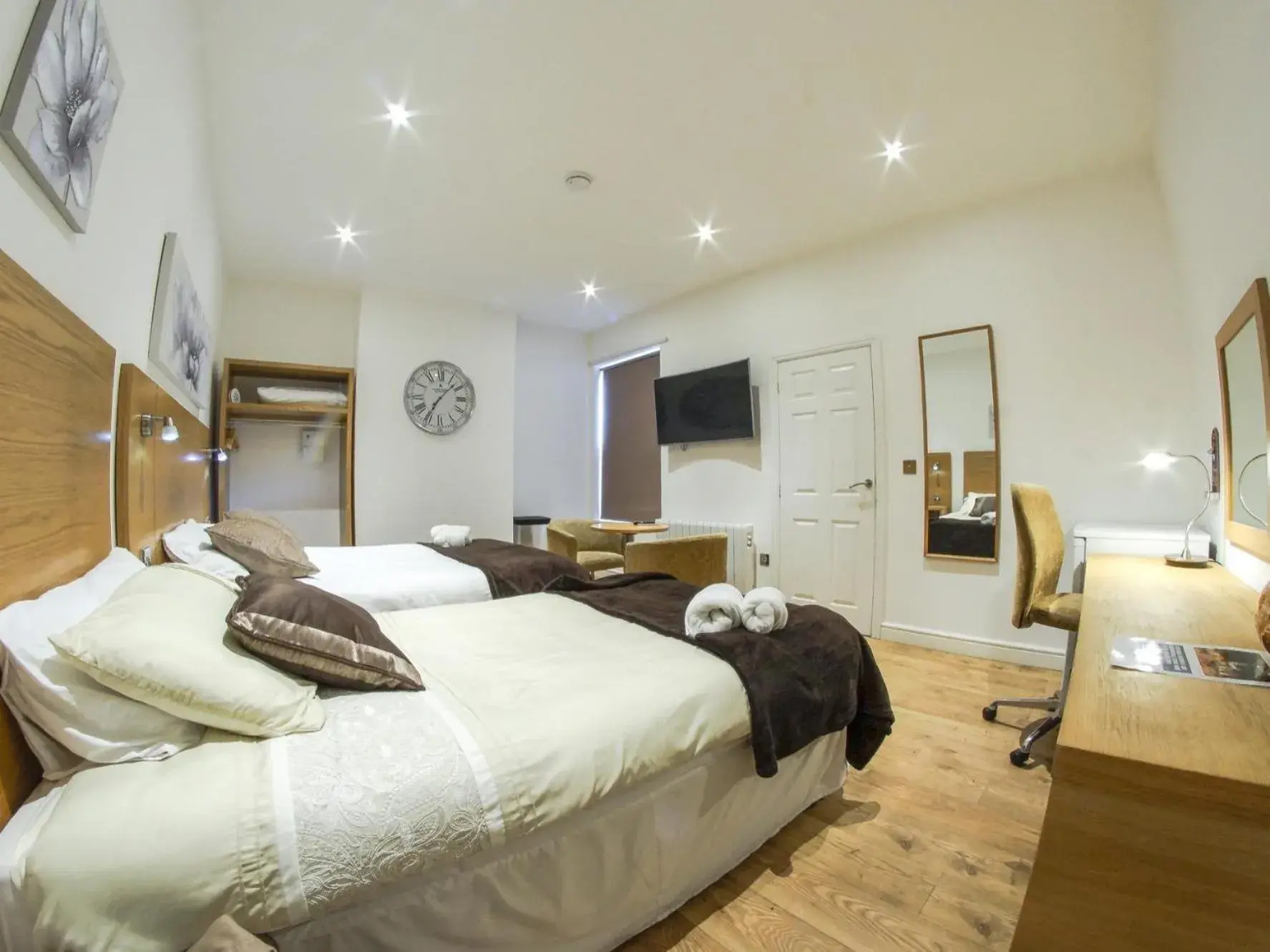 Bedroom, Bed in Tunnard House Bedroom, Bed in Tunnard House