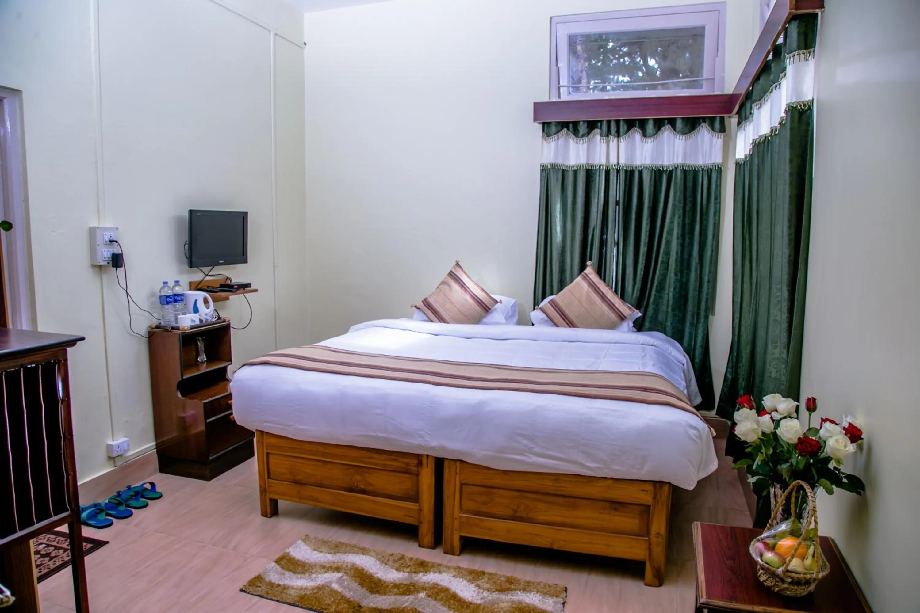 Bedroom, Bed in Niraamaya Retreats Aradura Kohima