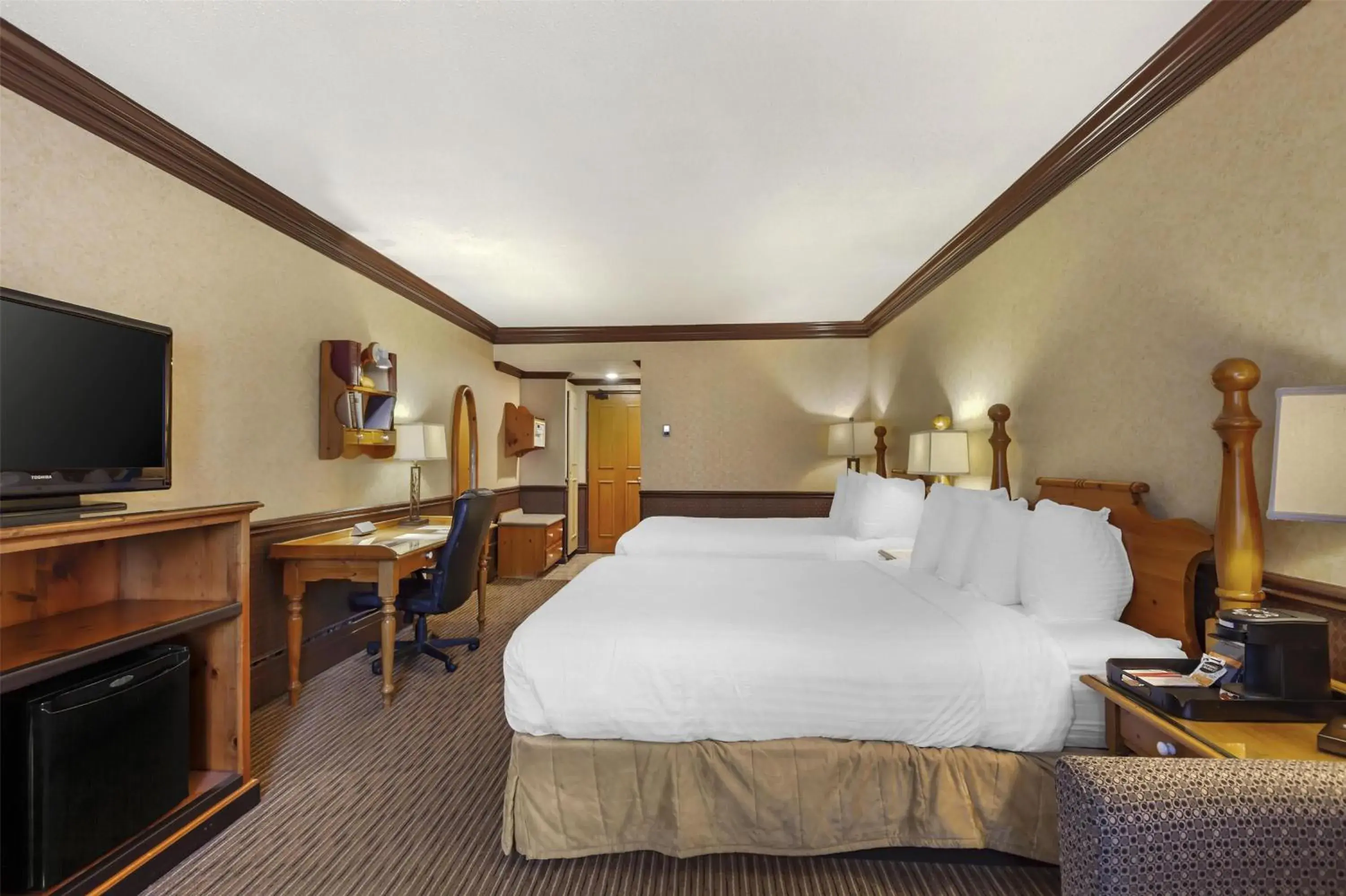 Bedroom, Bed in Best Western Fireside Inn Bedroom, Bed in Best Western Fireside Inn