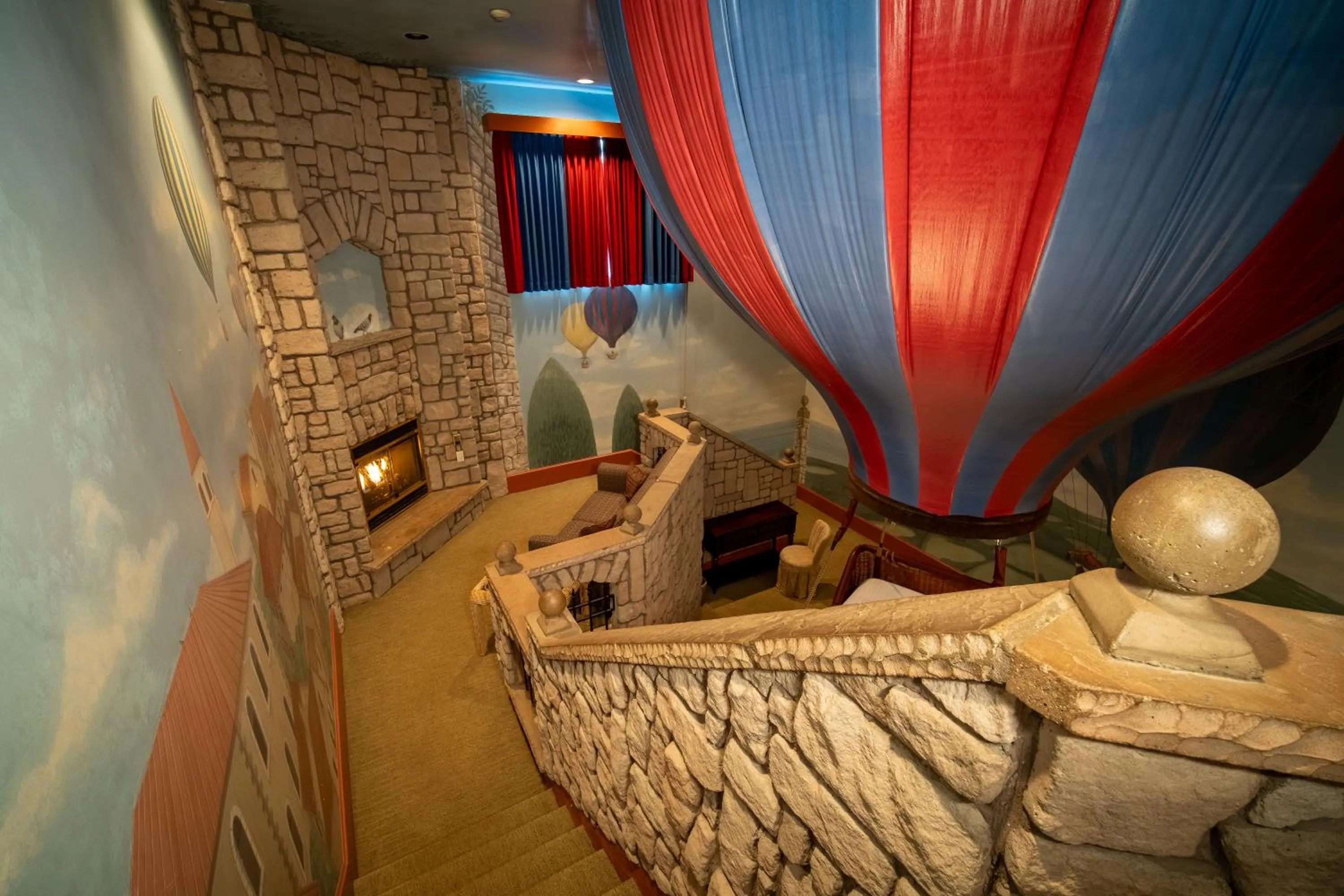 Seating area in Best Western Fireside Inn