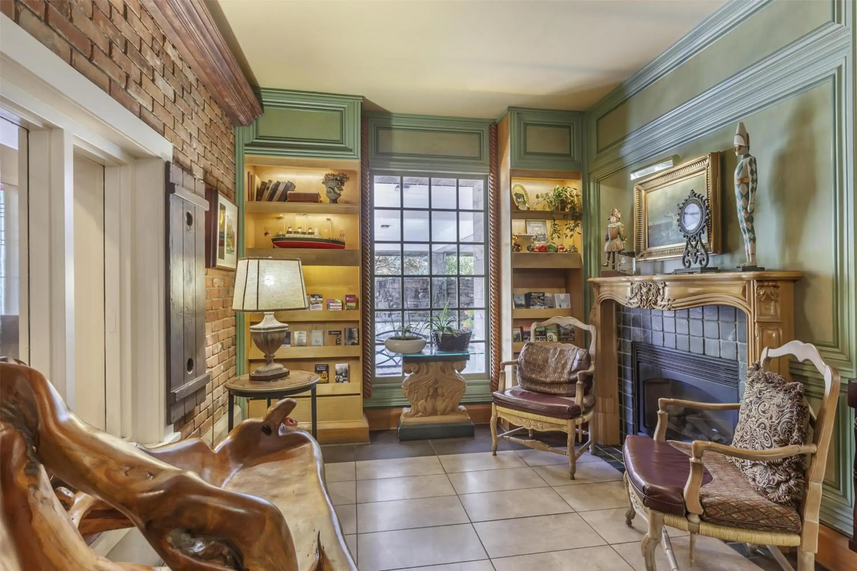 Lobby or reception in Best Western Fireside Inn Lobby or reception in Best Western Fireside Inn