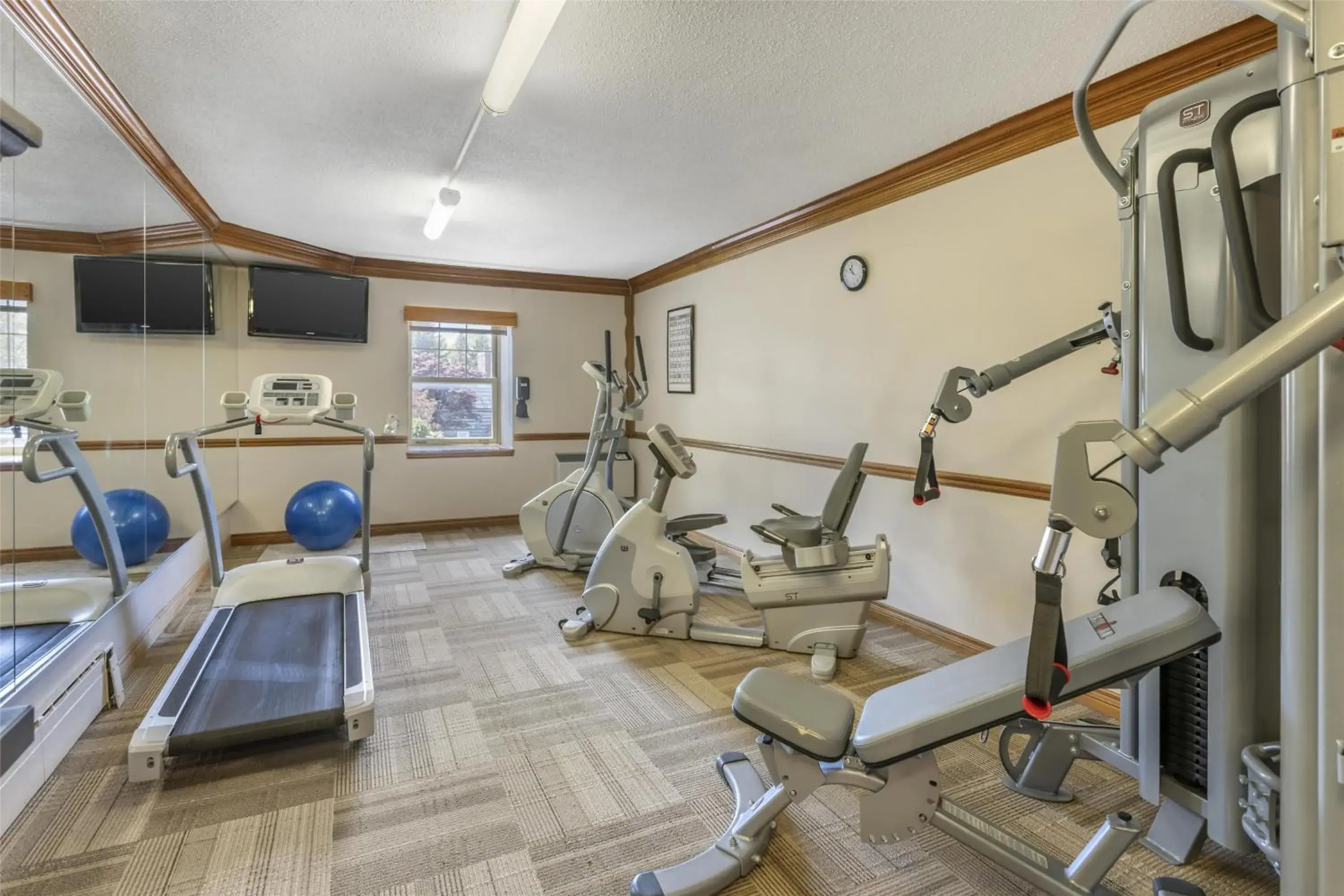 Fitness centre/facilities in Best Western Fireside Inn Fitness centre/facilities in Best Western Fireside Inn