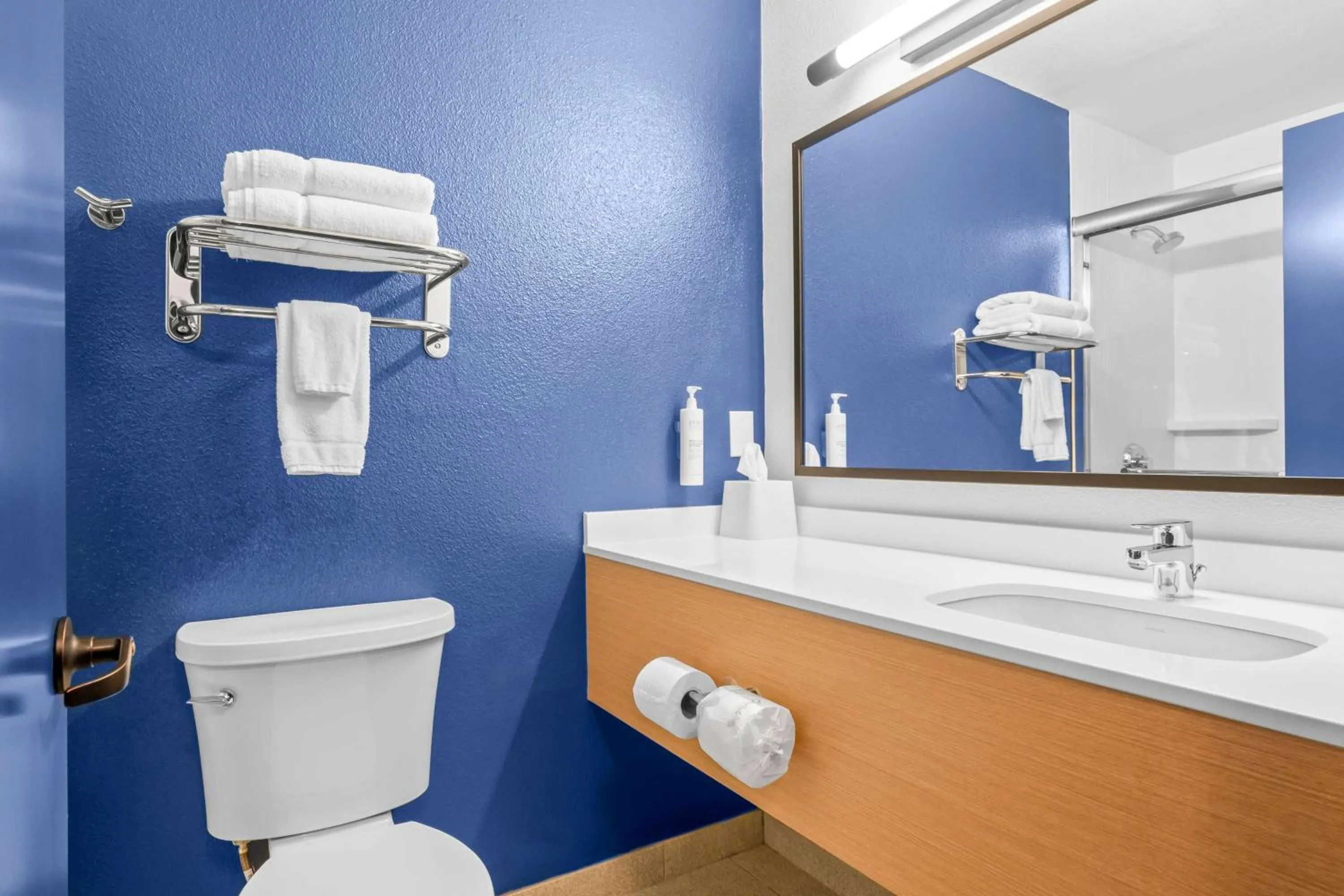 Bathroom in Spark by Hilton Modesto