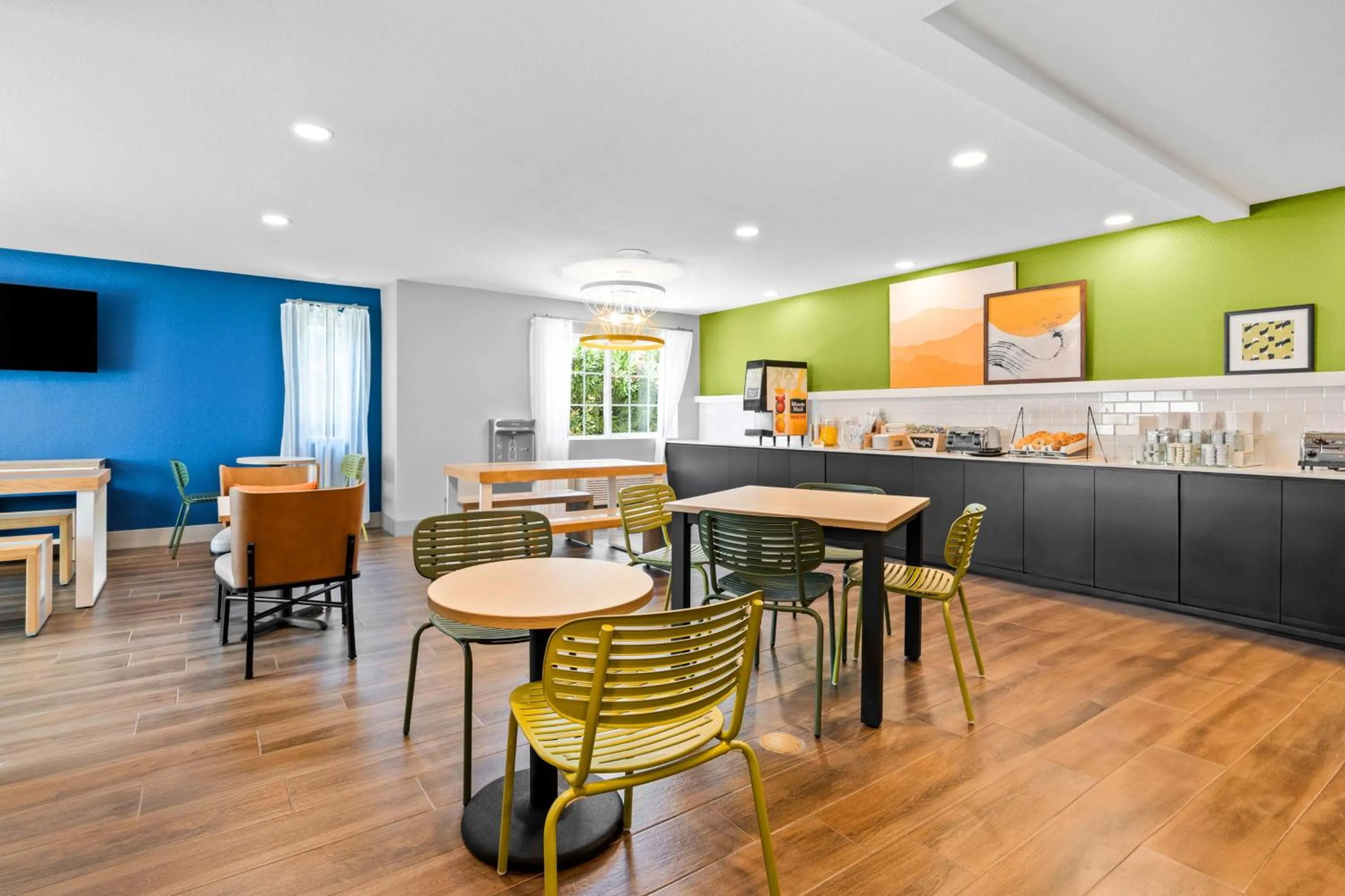 Breakfast in Spark by Hilton Modesto