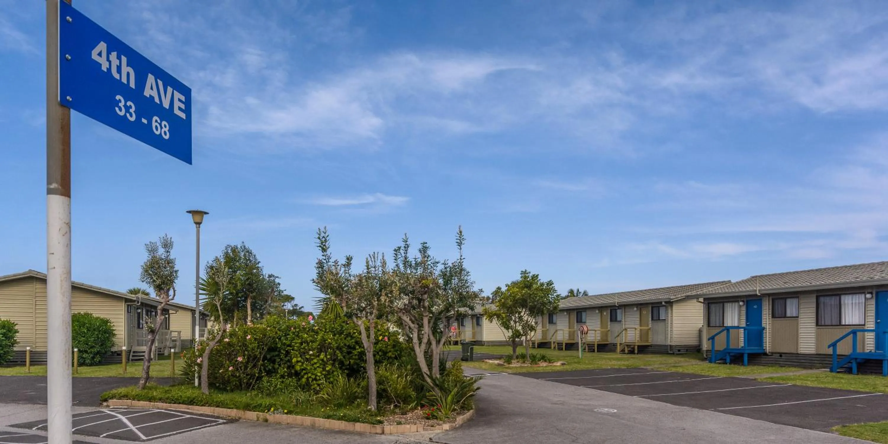 Facade/entrance in Wollongong Surf Leisure Resort