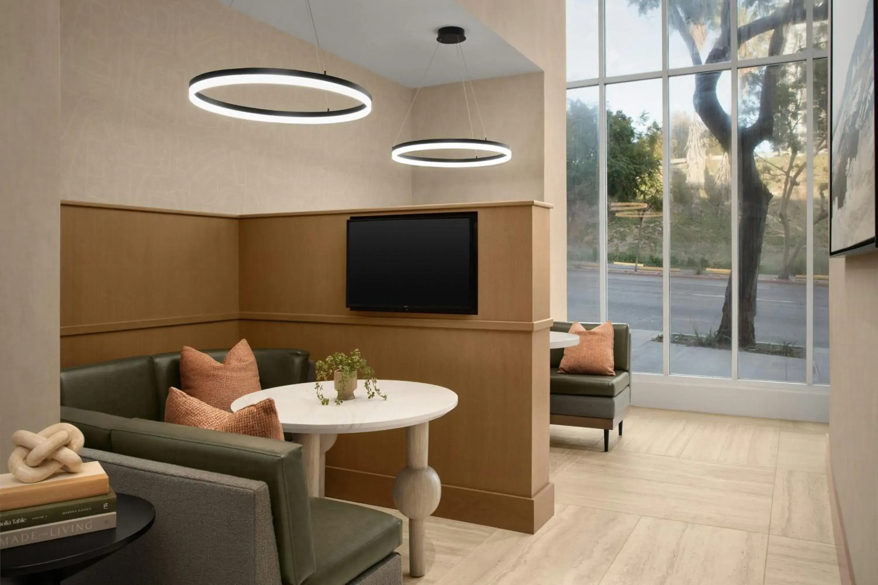 Restaurant/places to eat in Courtyard by Marriott San Diego Downtown Little Italy Restaurant/places to eat in Courtyard by Marriott San Diego Downtown Little Italy