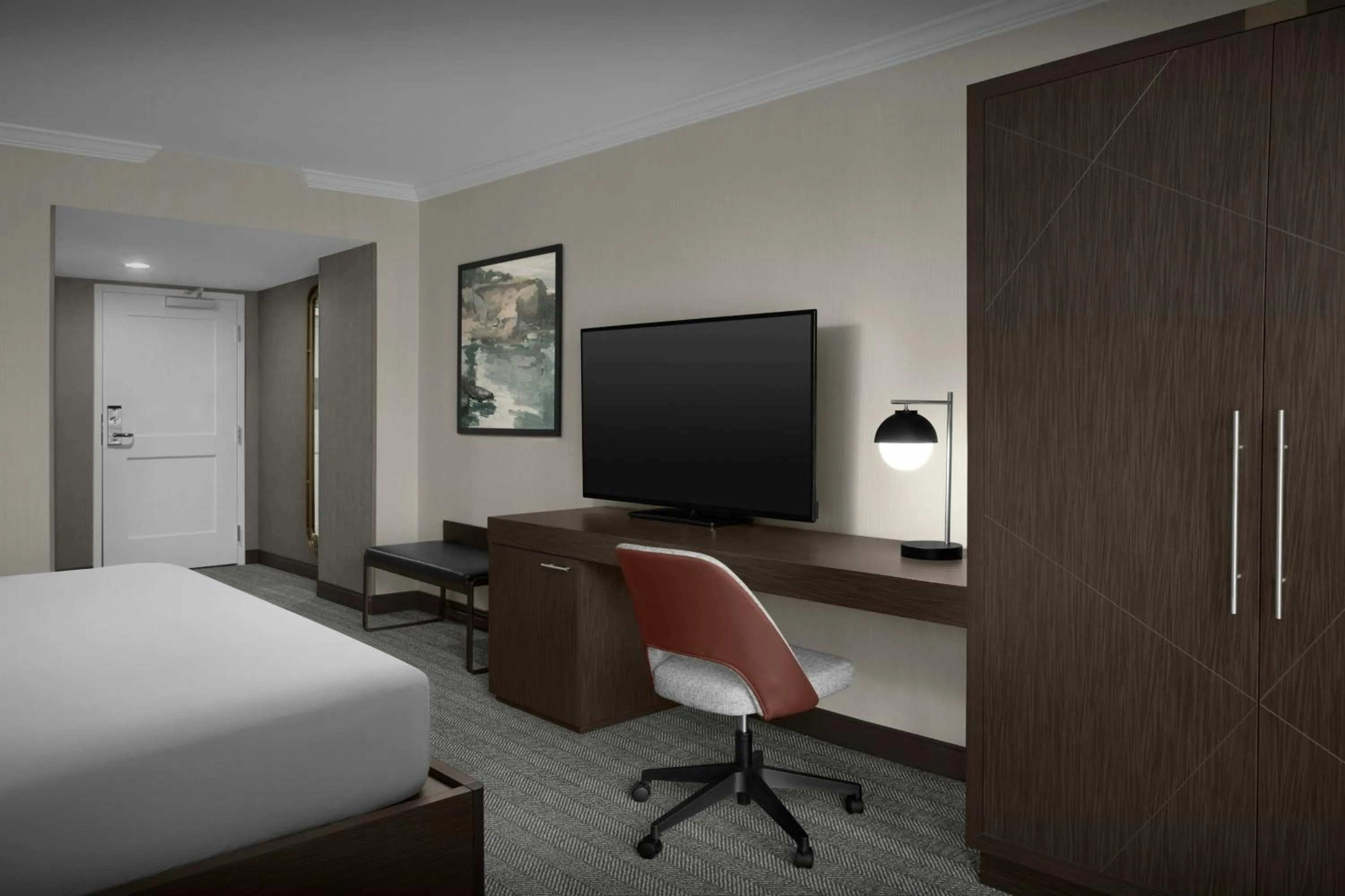 Photo of the whole room, Bed in Courtyard by Marriott San Diego Downtown Little Italy