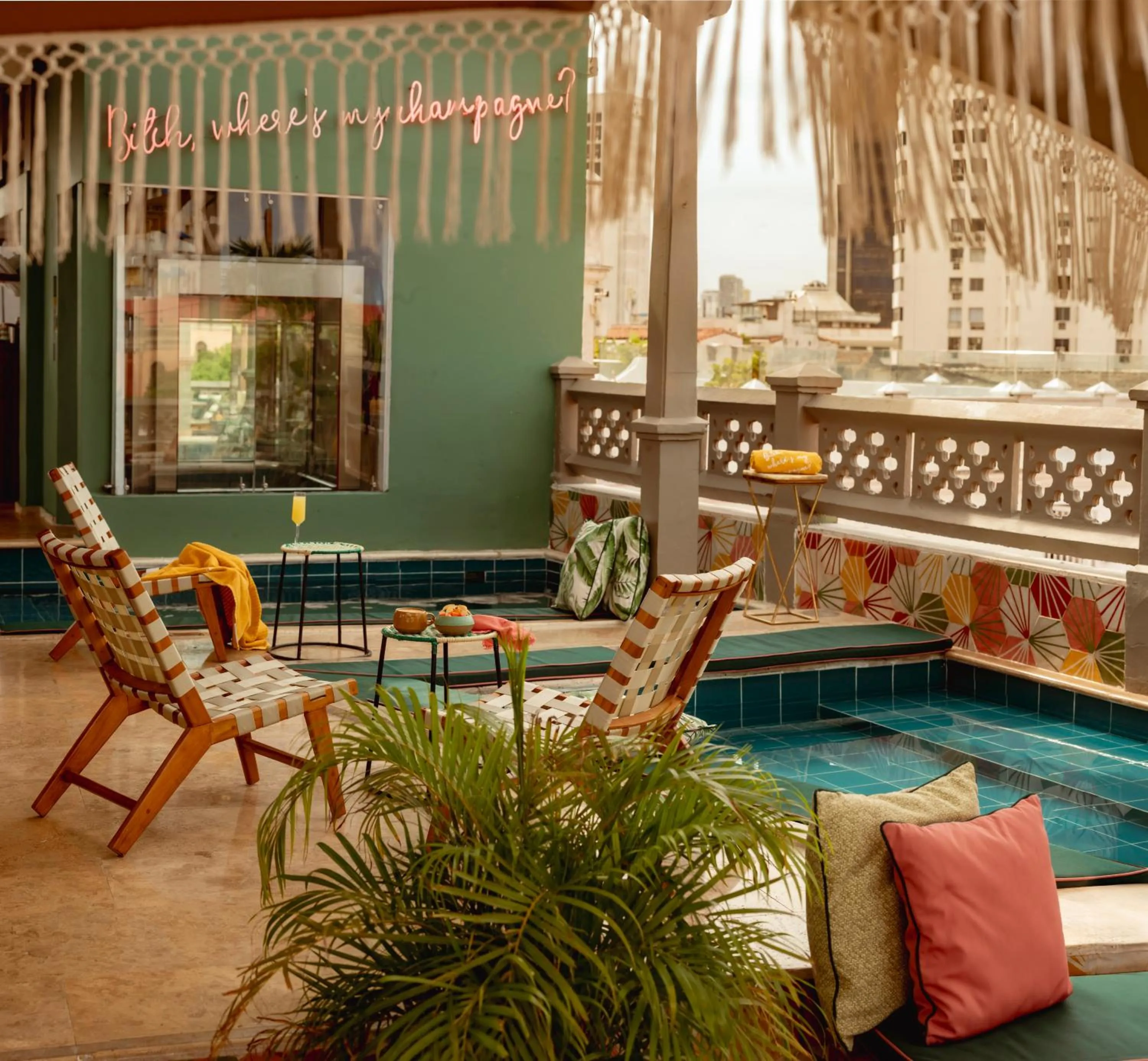 Swimming pool in Townhouse Boutique Hotel