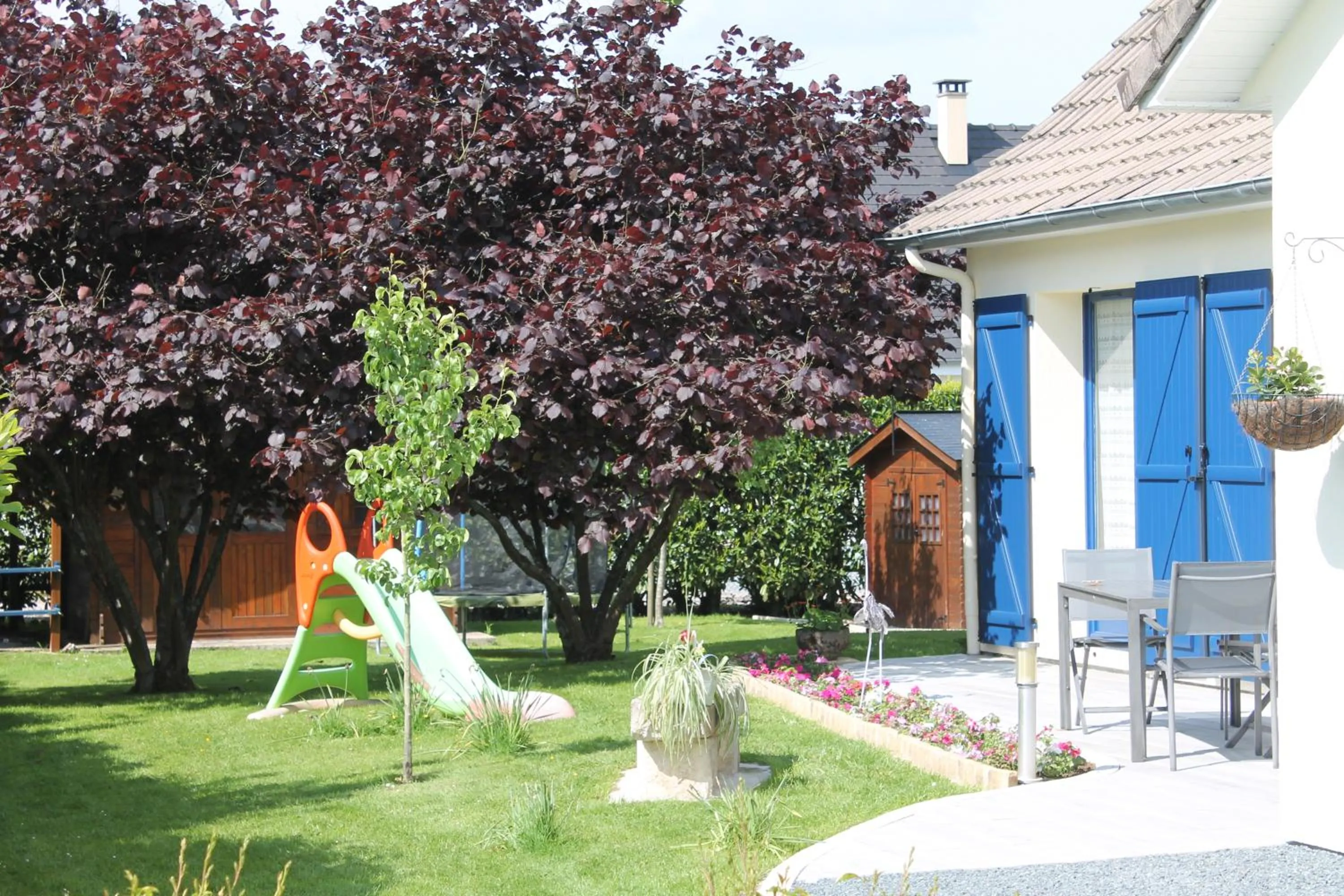Garden in Une Chambre D'Hote Yvetot