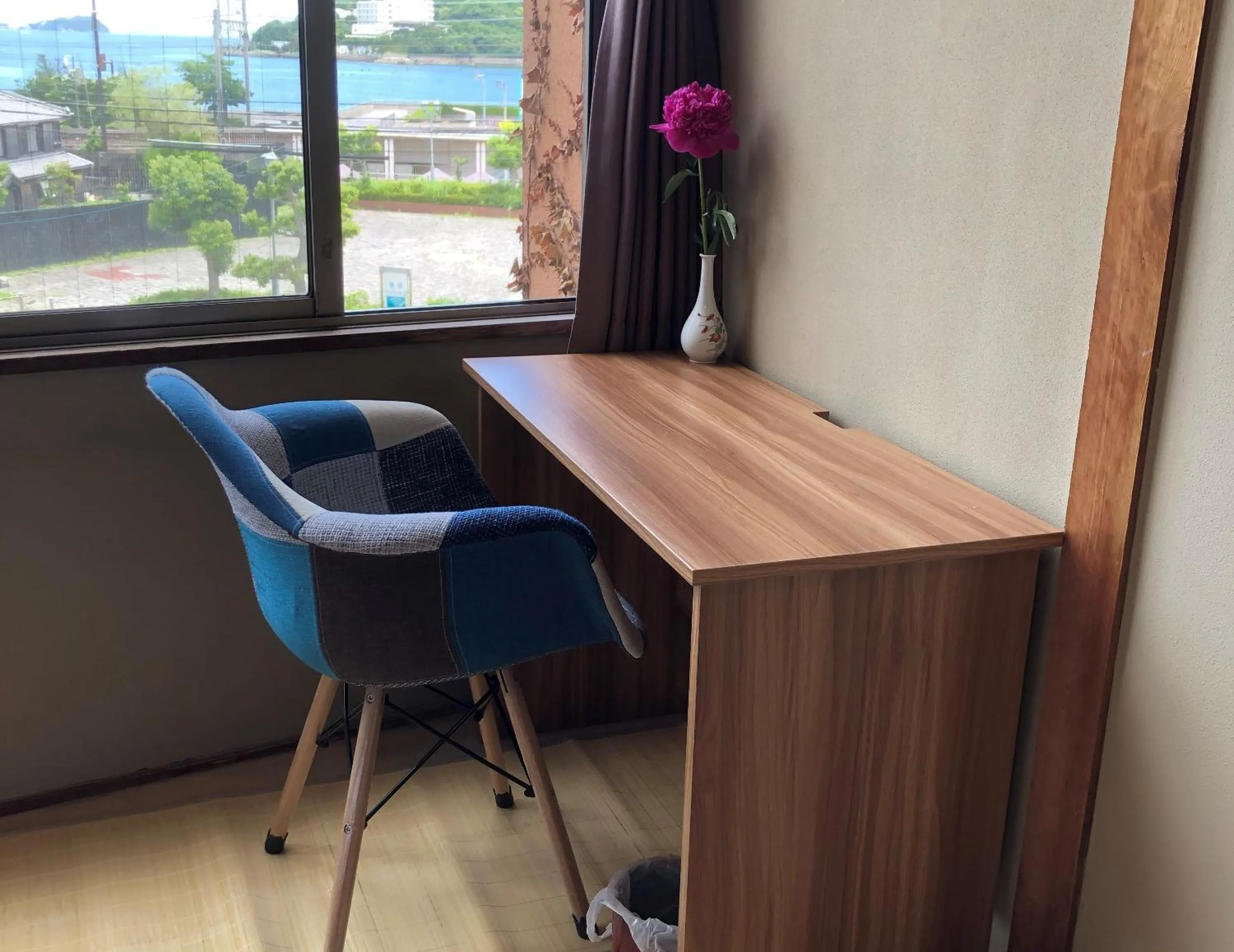 Photo of the whole room in Kaigetsu