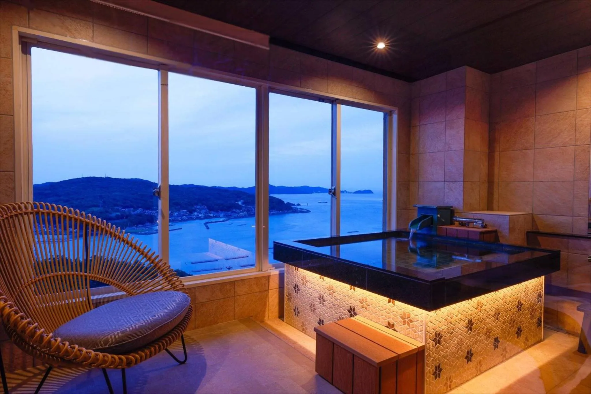 Bathroom in Toba View Hotel Hanashinju