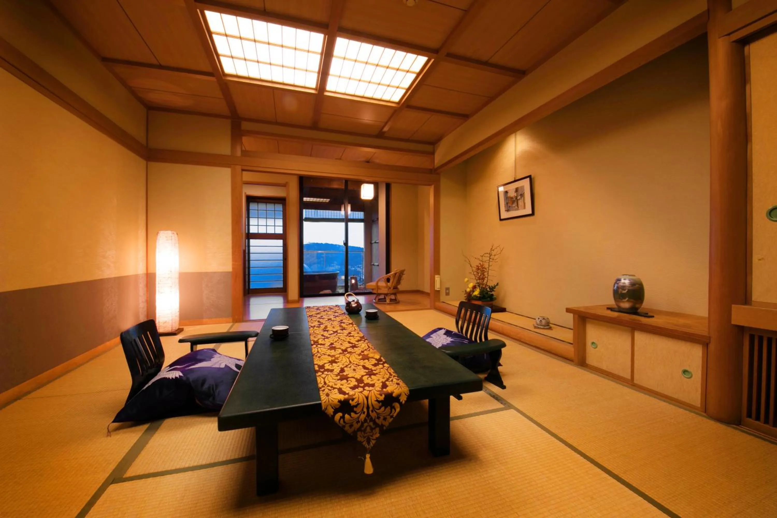 Photo of the whole room in Toba View Hotel Hanashinju