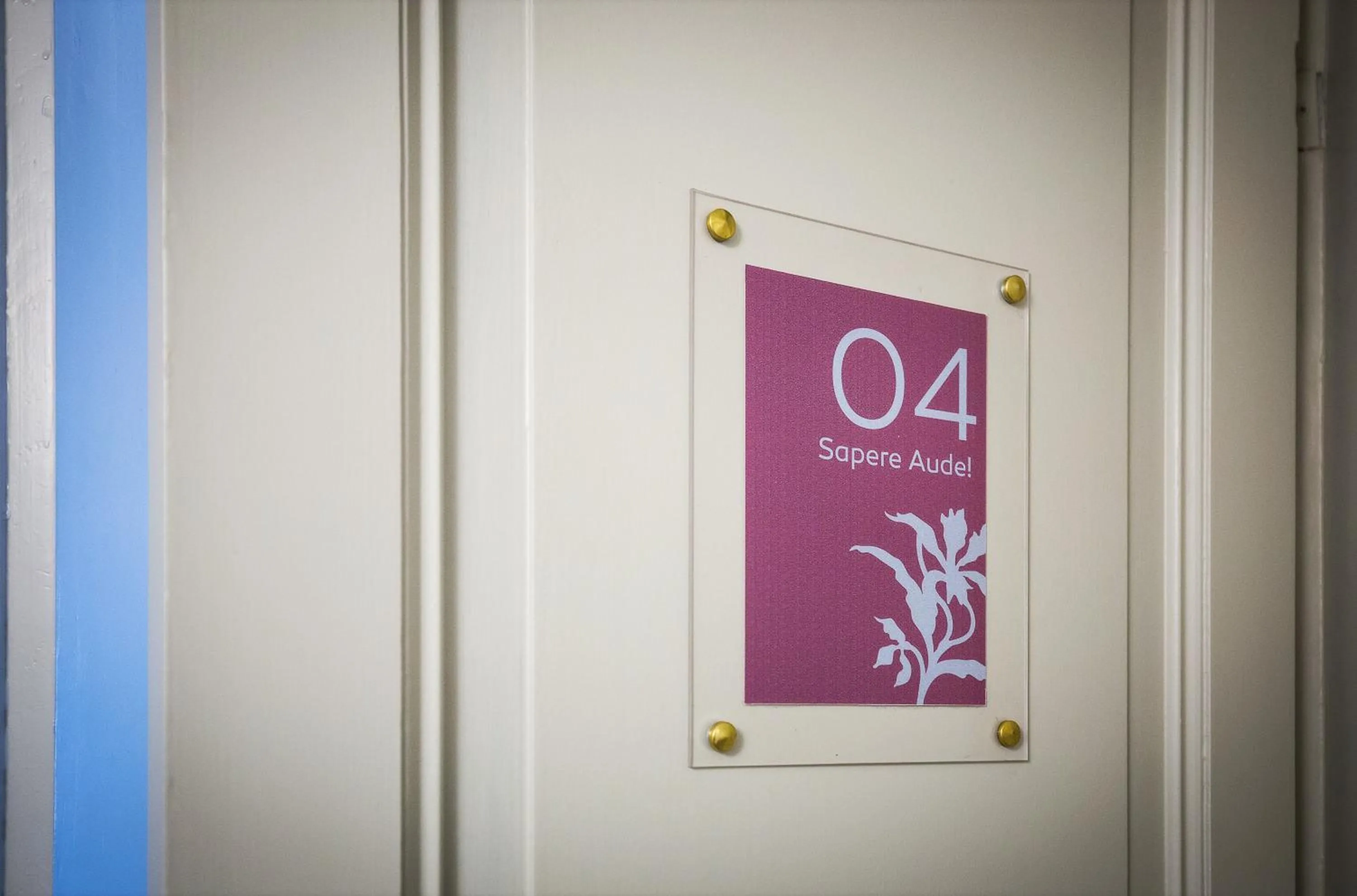 Decorative detail in Magione del Re