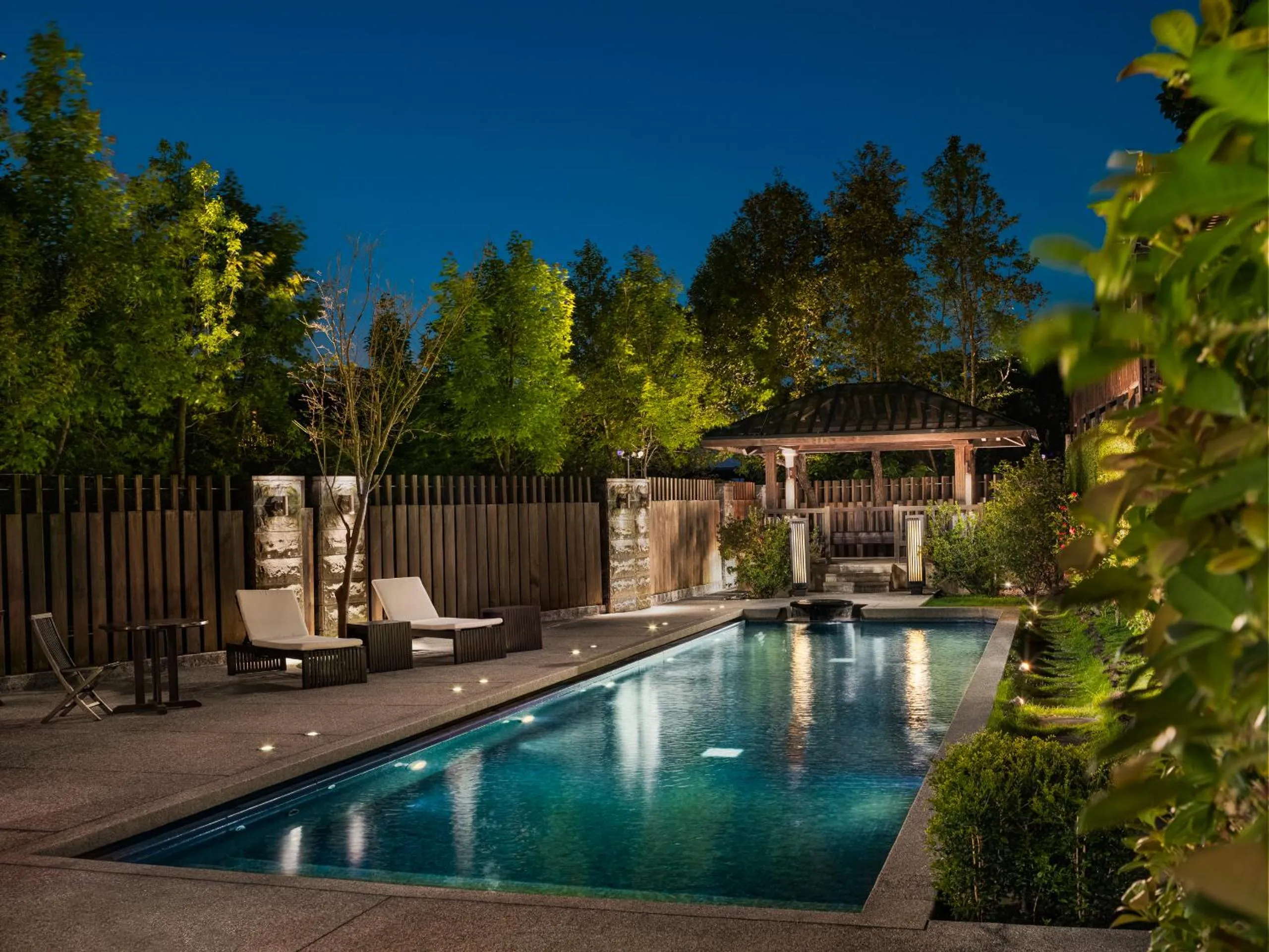 Swimming pool in Grand View Resort Beitou