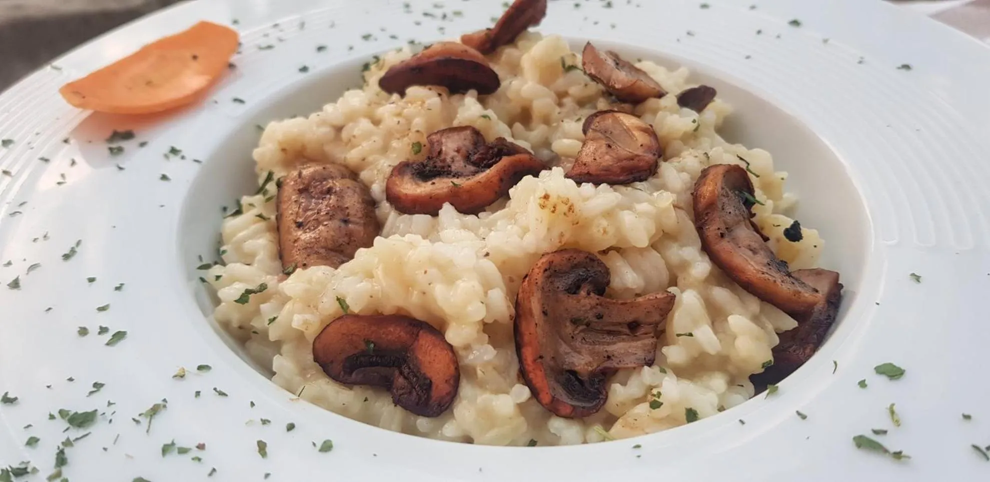 Food and drinks in Plitvice Luxury Etno Garden