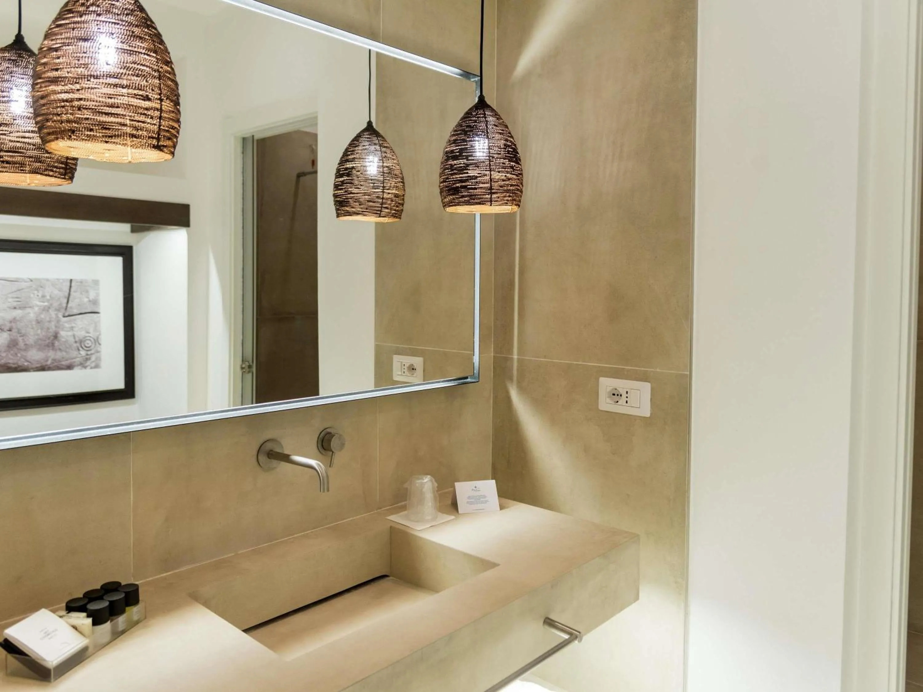 Bedroom in Baia Delle Zagare - Handwritten Collection