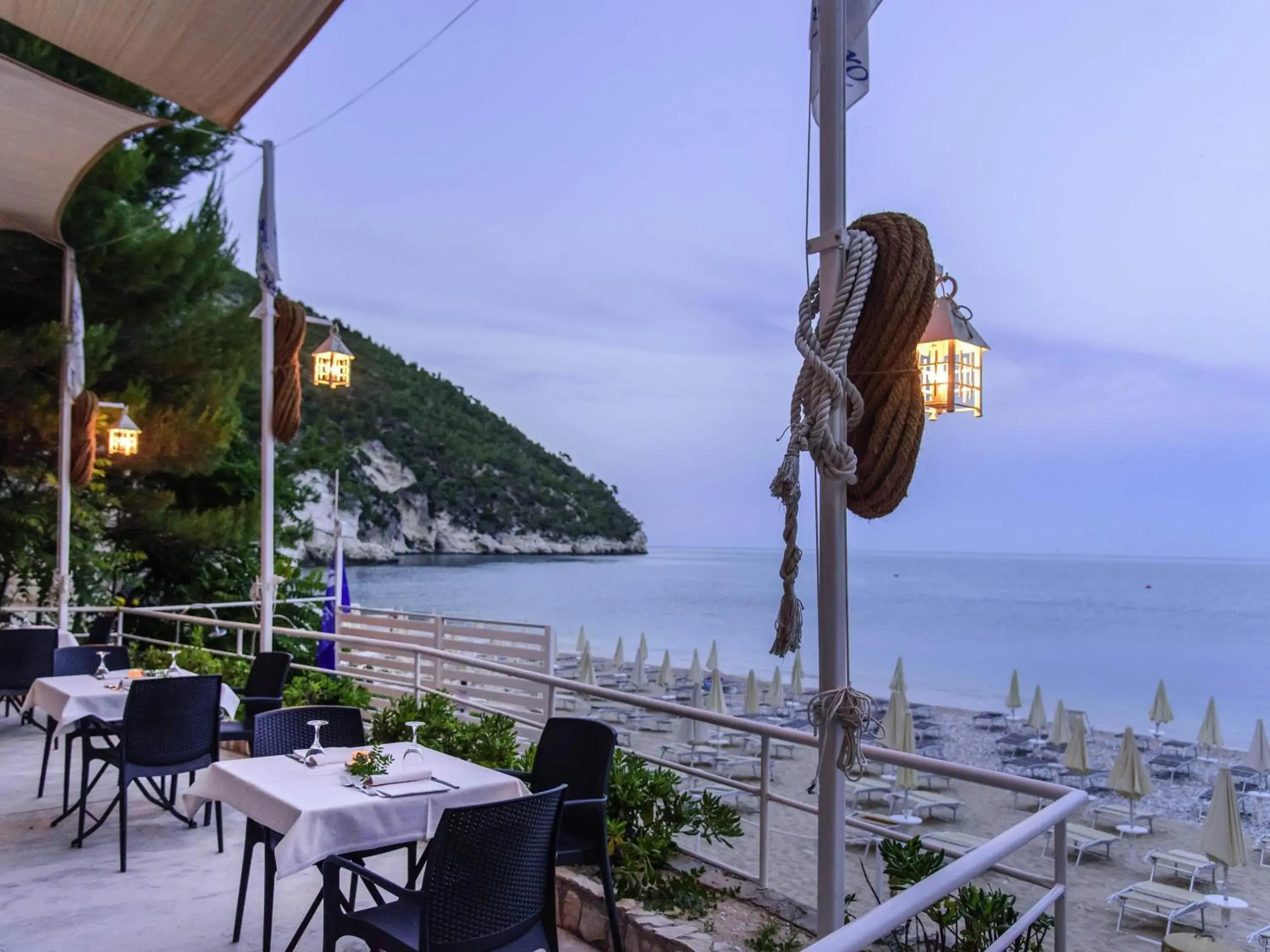 Restaurant/places to eat in Baia Delle Zagare - Handwritten Collection Restaurant/places to eat in Baia Delle Zagare - Handwritten Collection