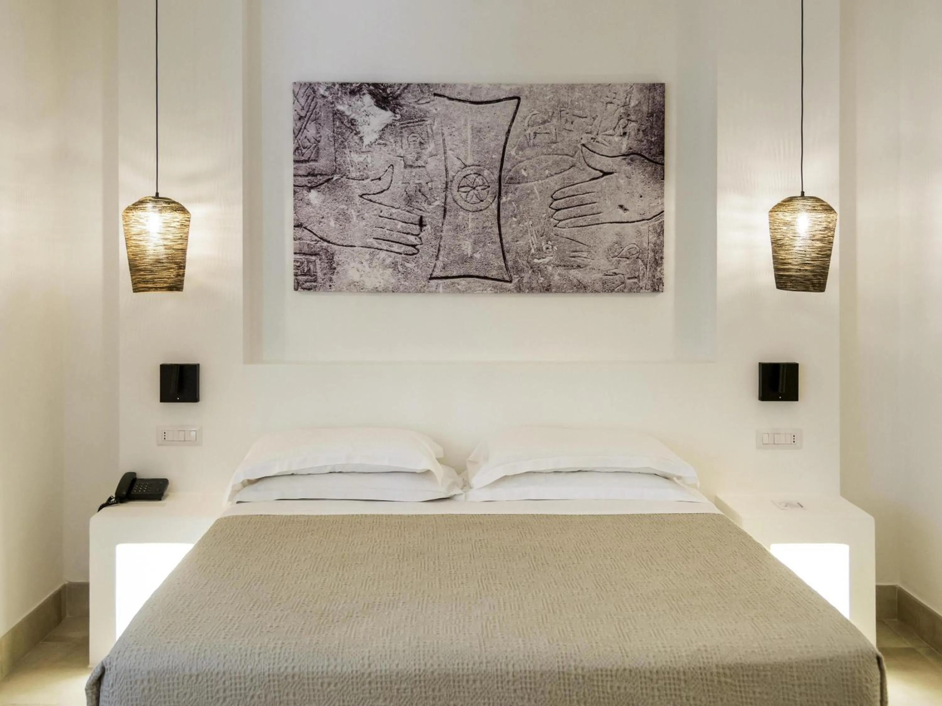 Bedroom in Baia Delle Zagare - Handwritten Collection