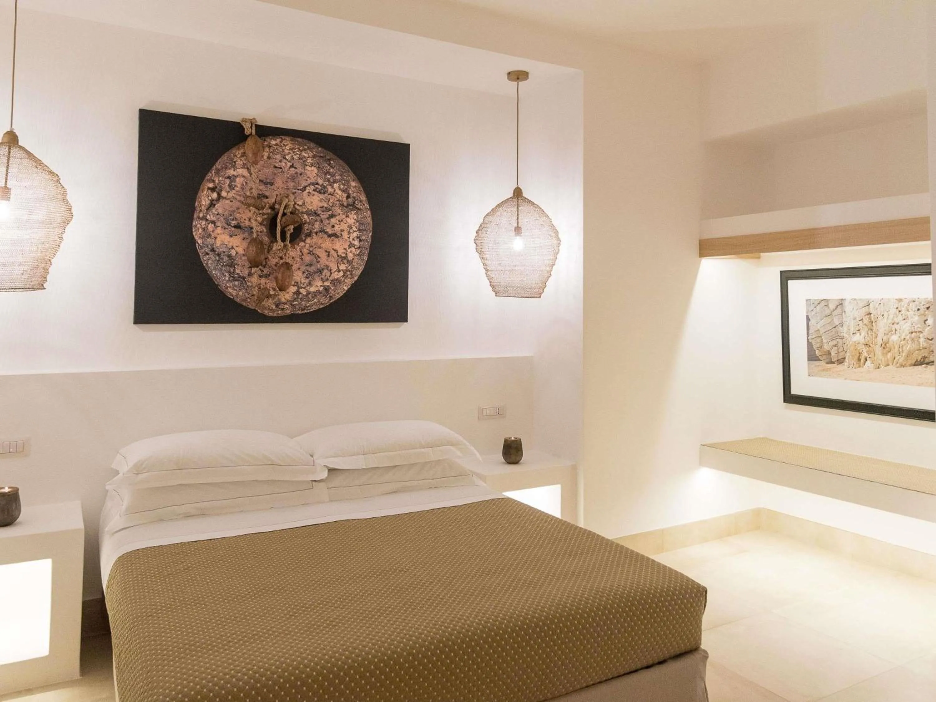 Bedroom in Baia Delle Zagare - Handwritten Collection