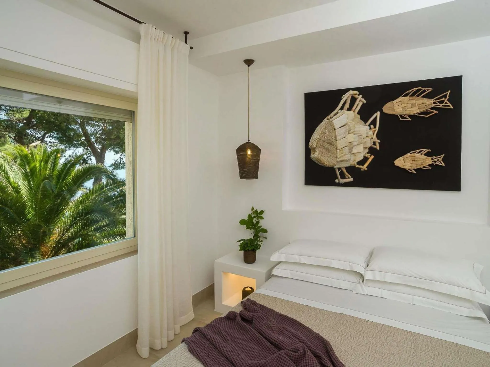 Bedroom in Baia Delle Zagare - Handwritten Collection