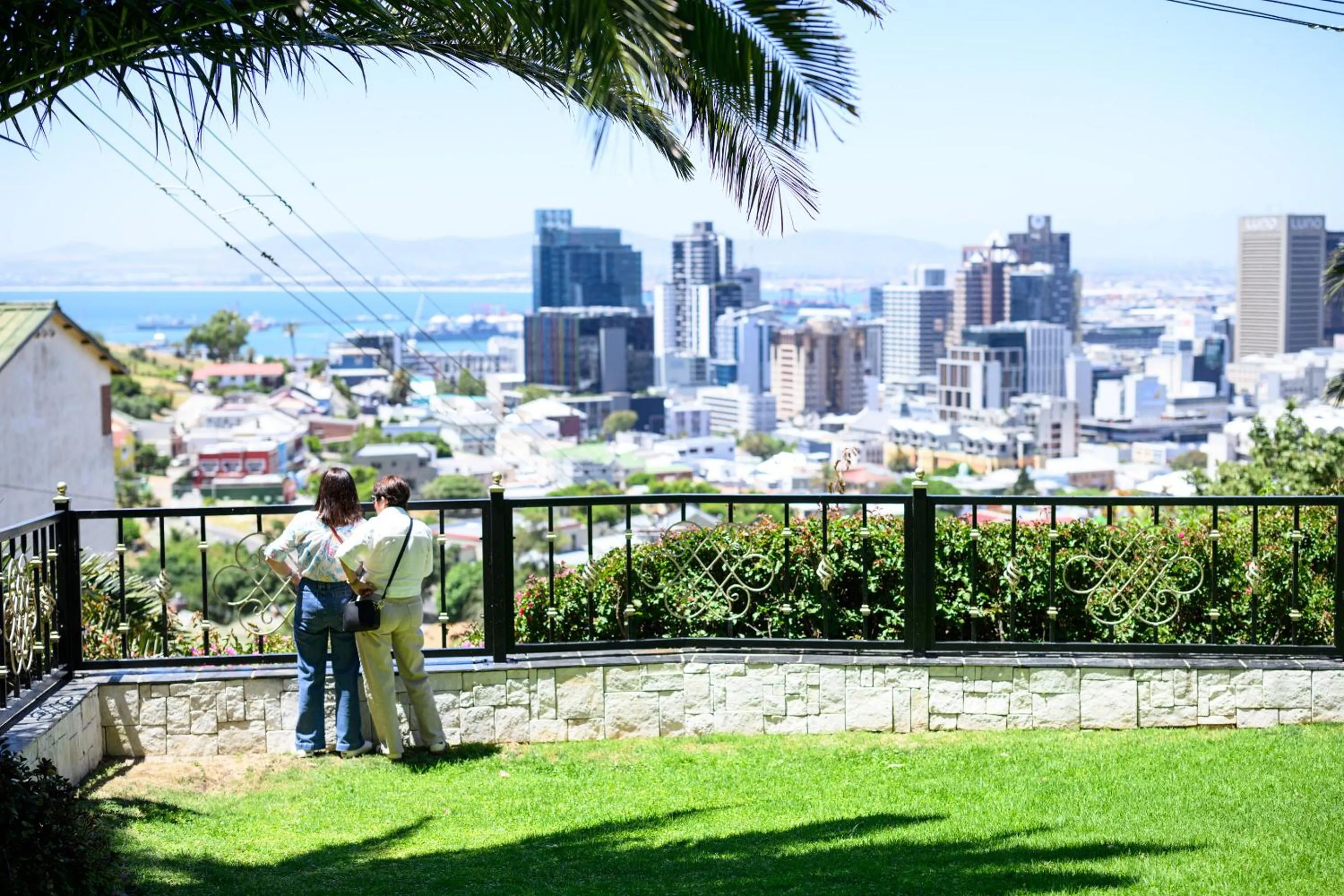 City view in Signal Hill Lodge