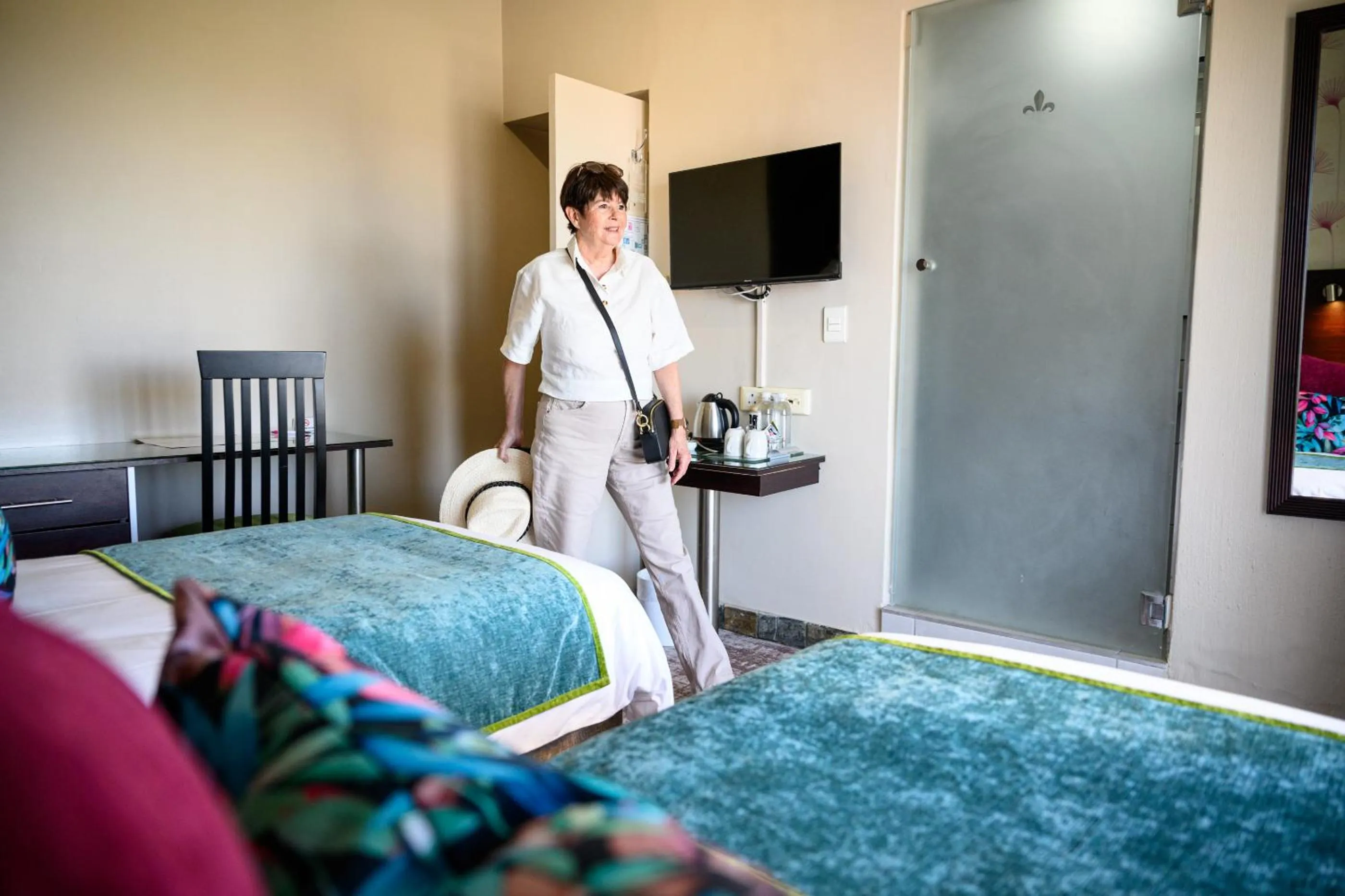 Bedroom, Bed in Signal Hill Lodge