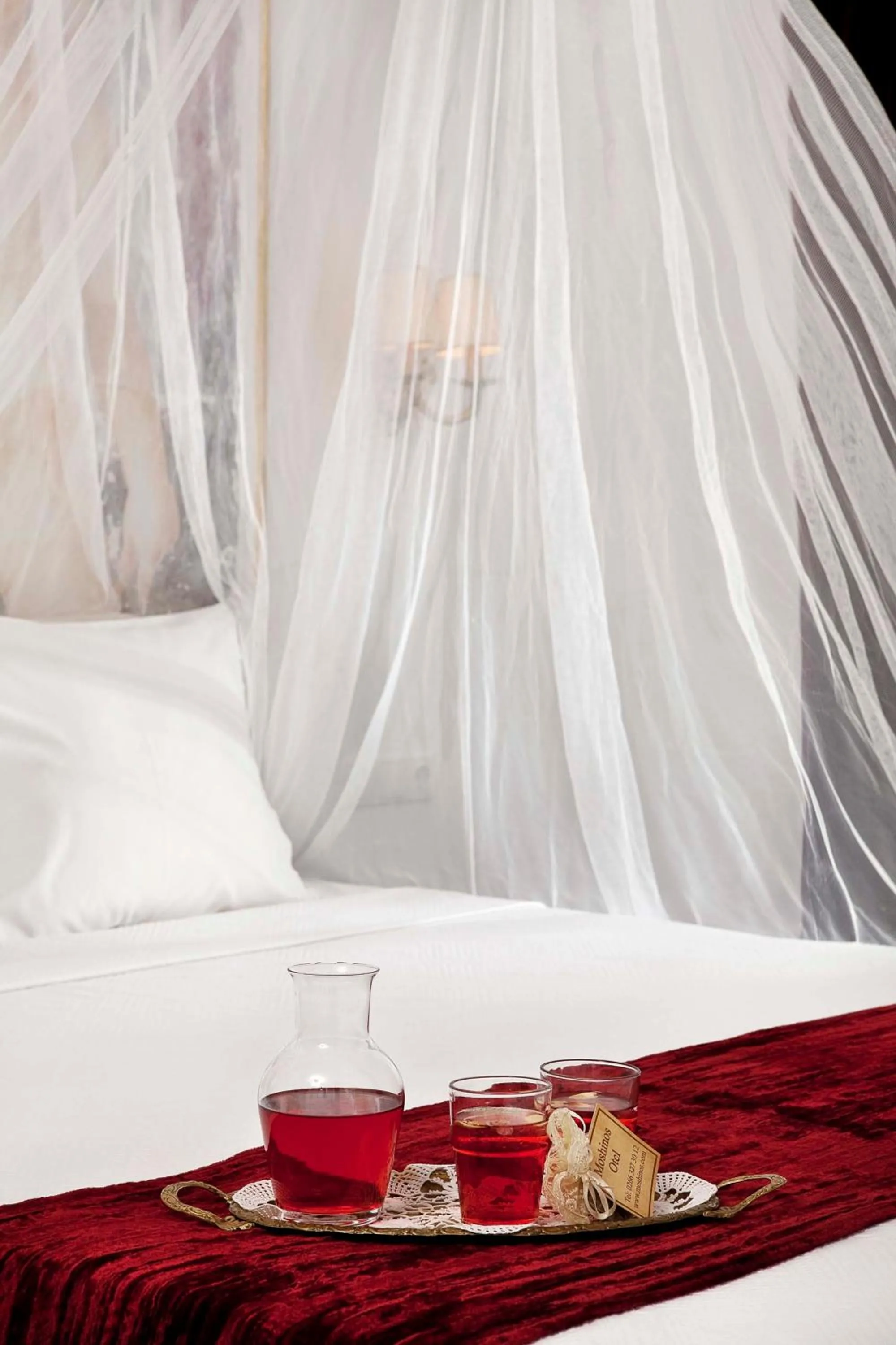 Bed in Moshinos Hotel