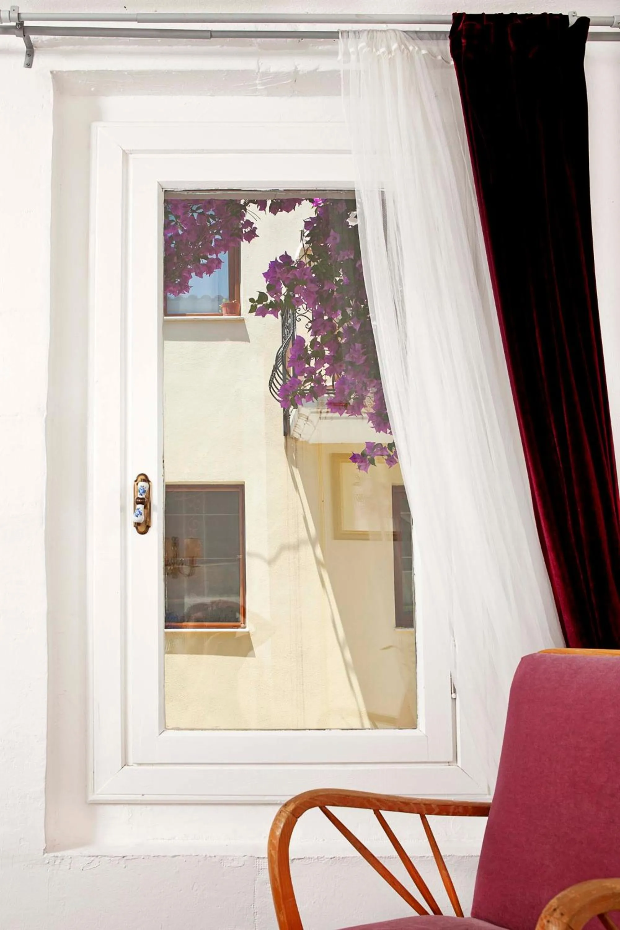 Decorative detail in Moshinos Hotel