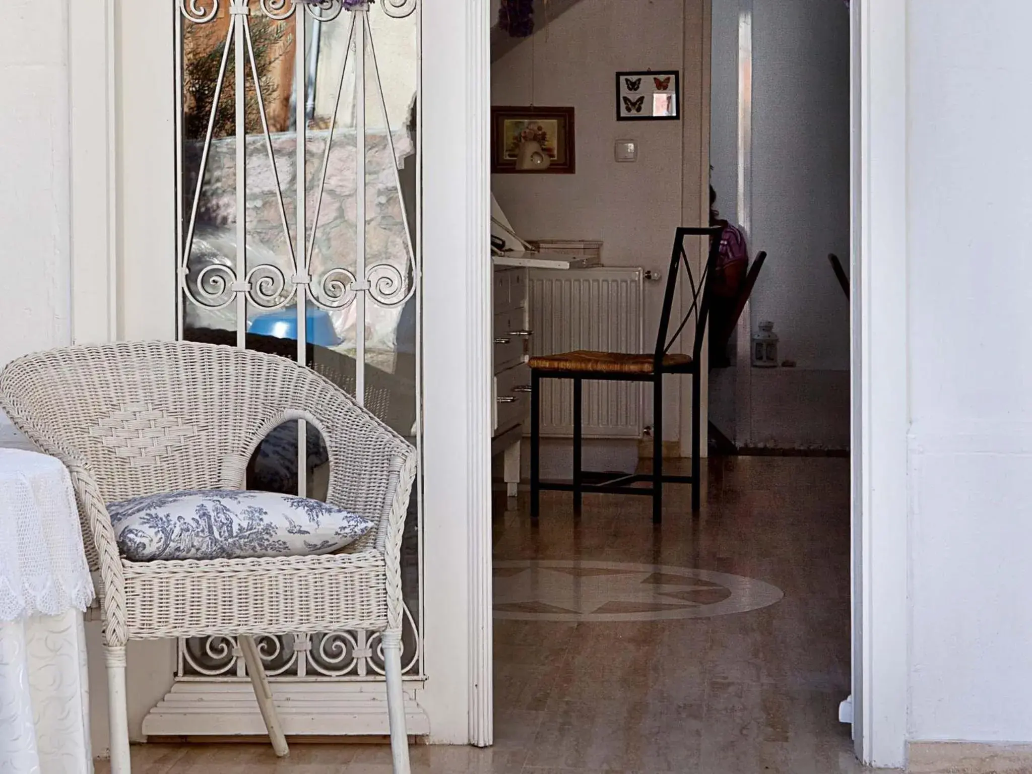 Facade/entrance in Moshinos Hotel Facade/entrance in Moshinos Hotel