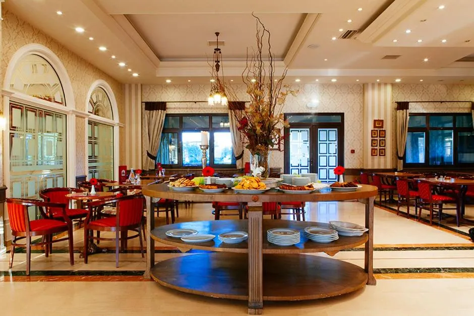 Lounge or bar in Hotel Aiges Melathron