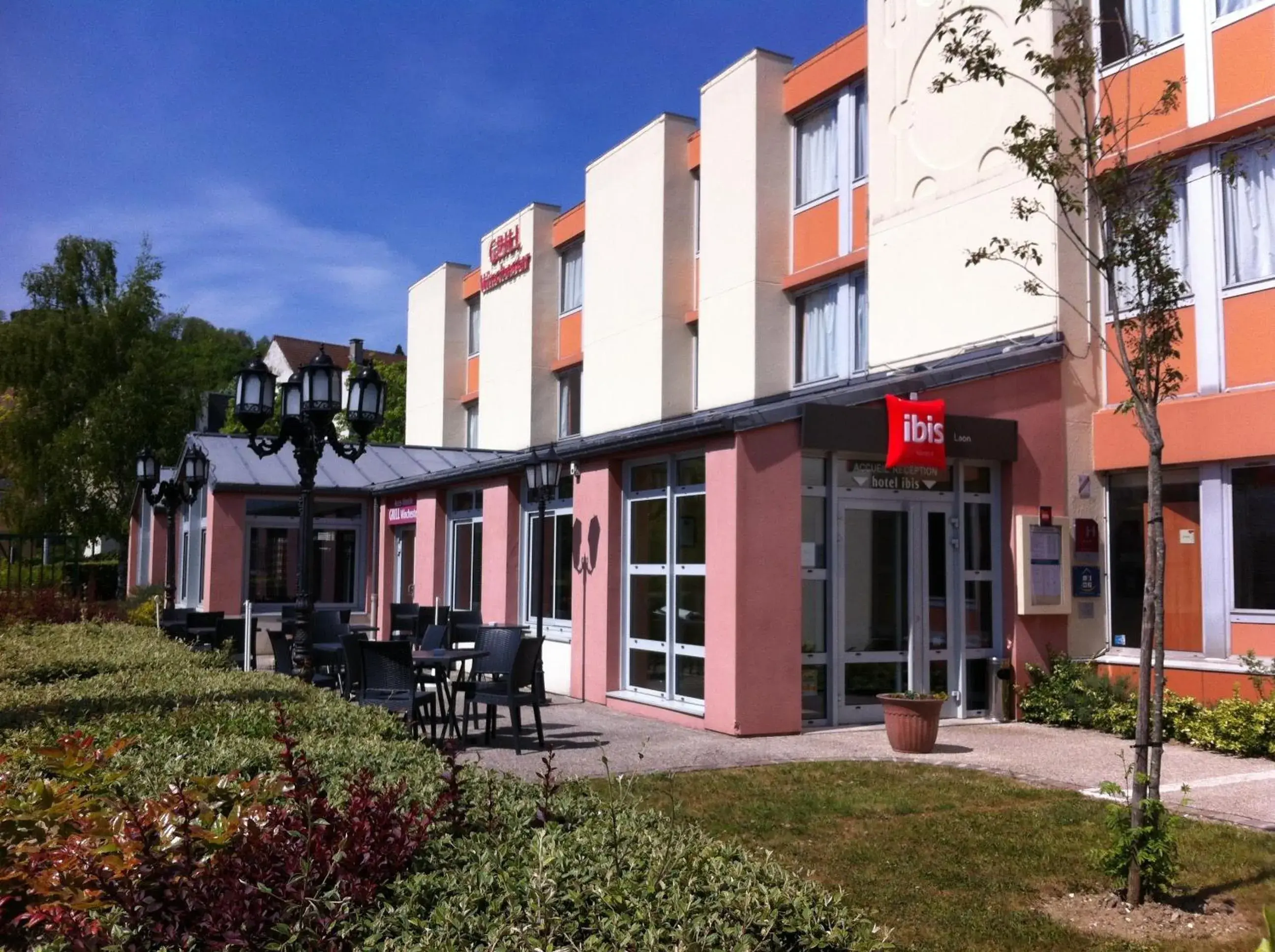 Property building in ibis Laon Property building in ibis Laon