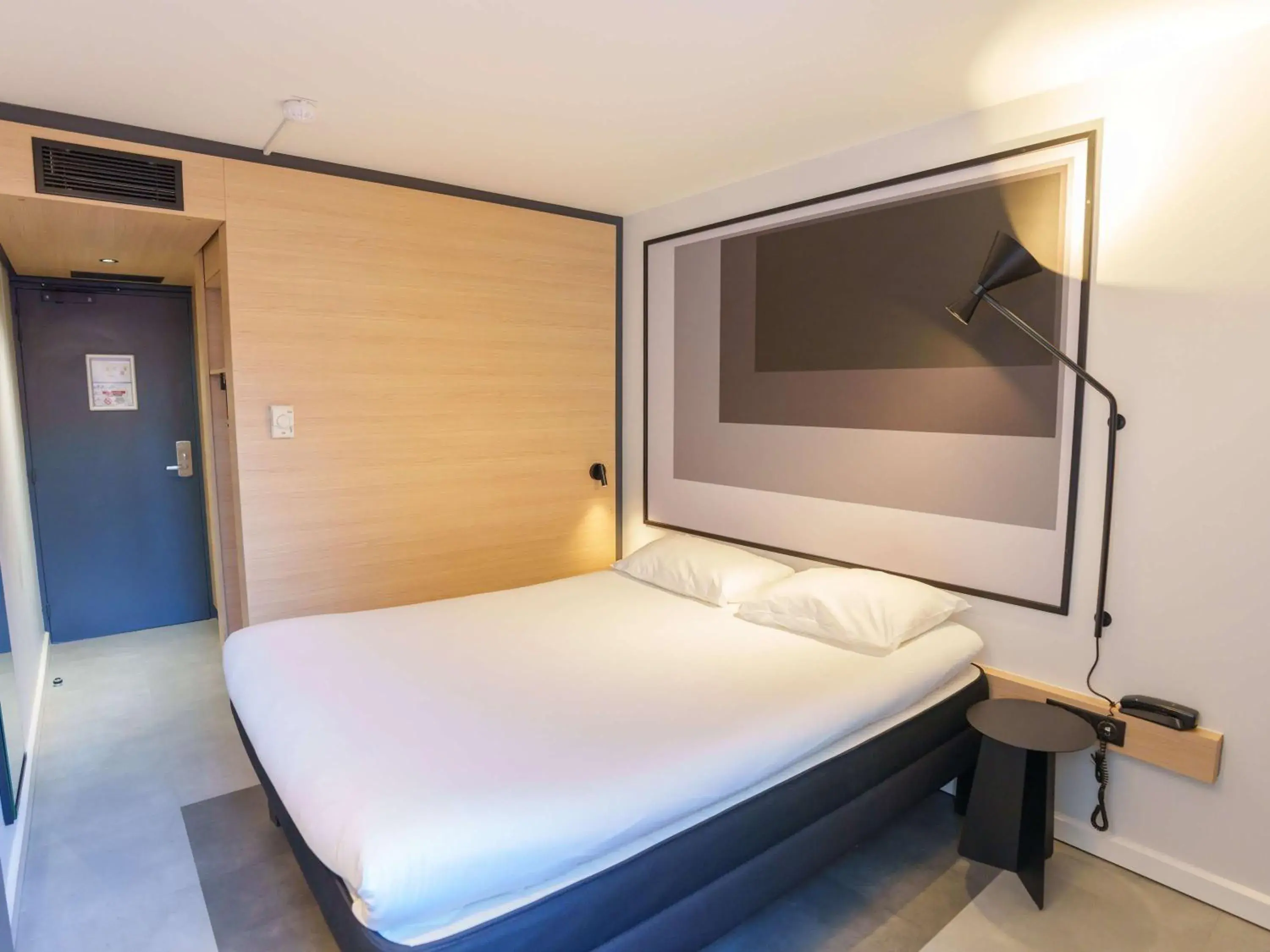 Bedroom, Bed in ibis Laon Bedroom, Bed in ibis Laon