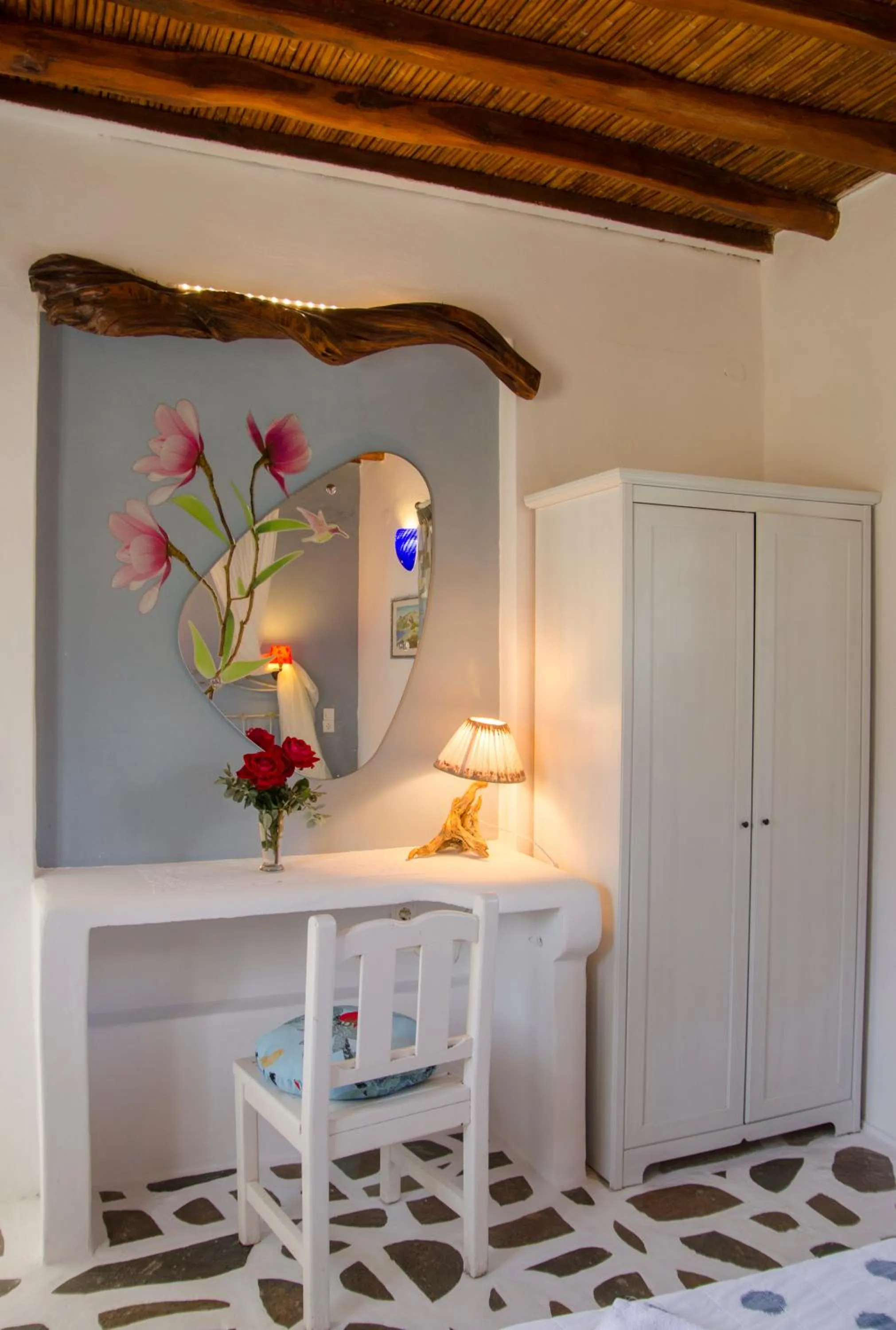 Seating area in Lakki Village