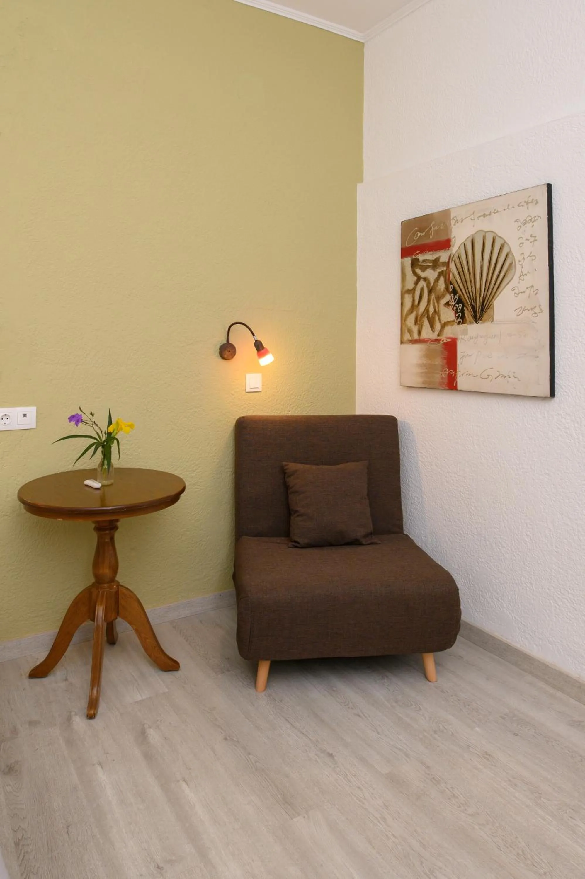 Seating area in Lakki Village