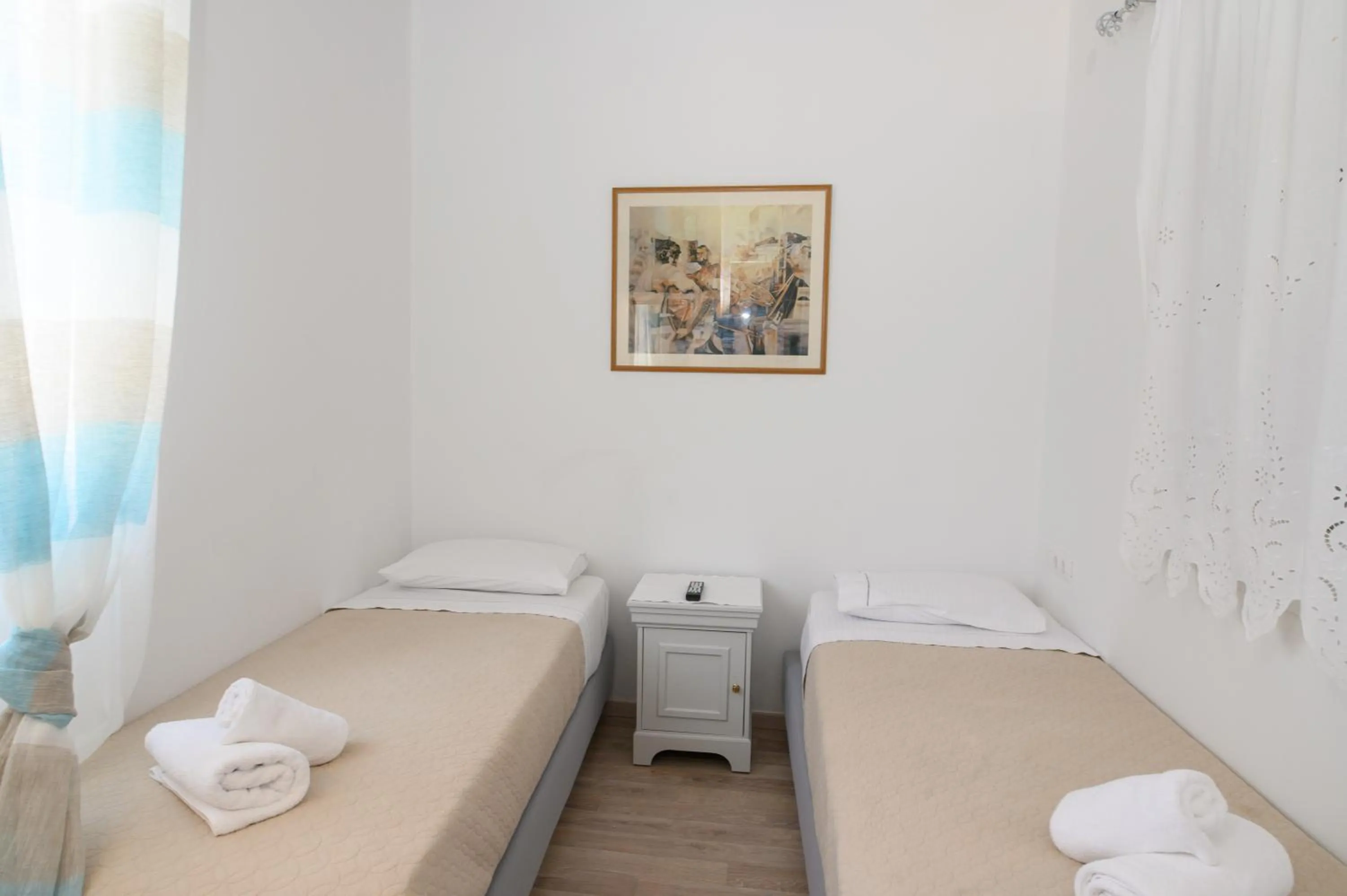 Bed in Lakki Village