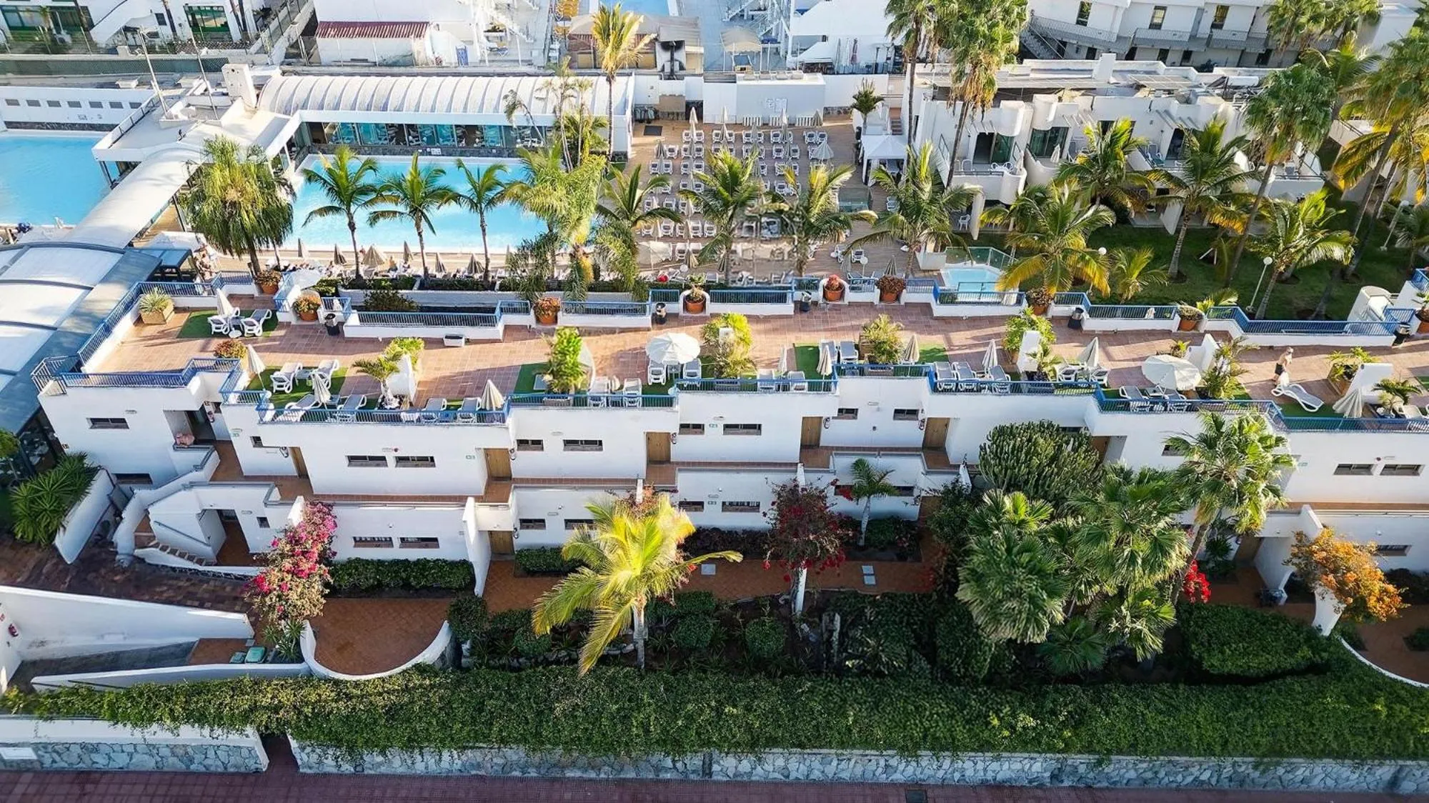 Property building in Servatur Eden & Buganvillas