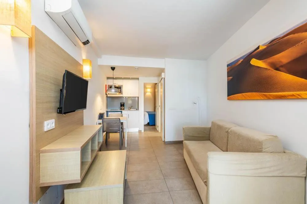 Photo of the whole room in Servatur Eden & Buganvillas