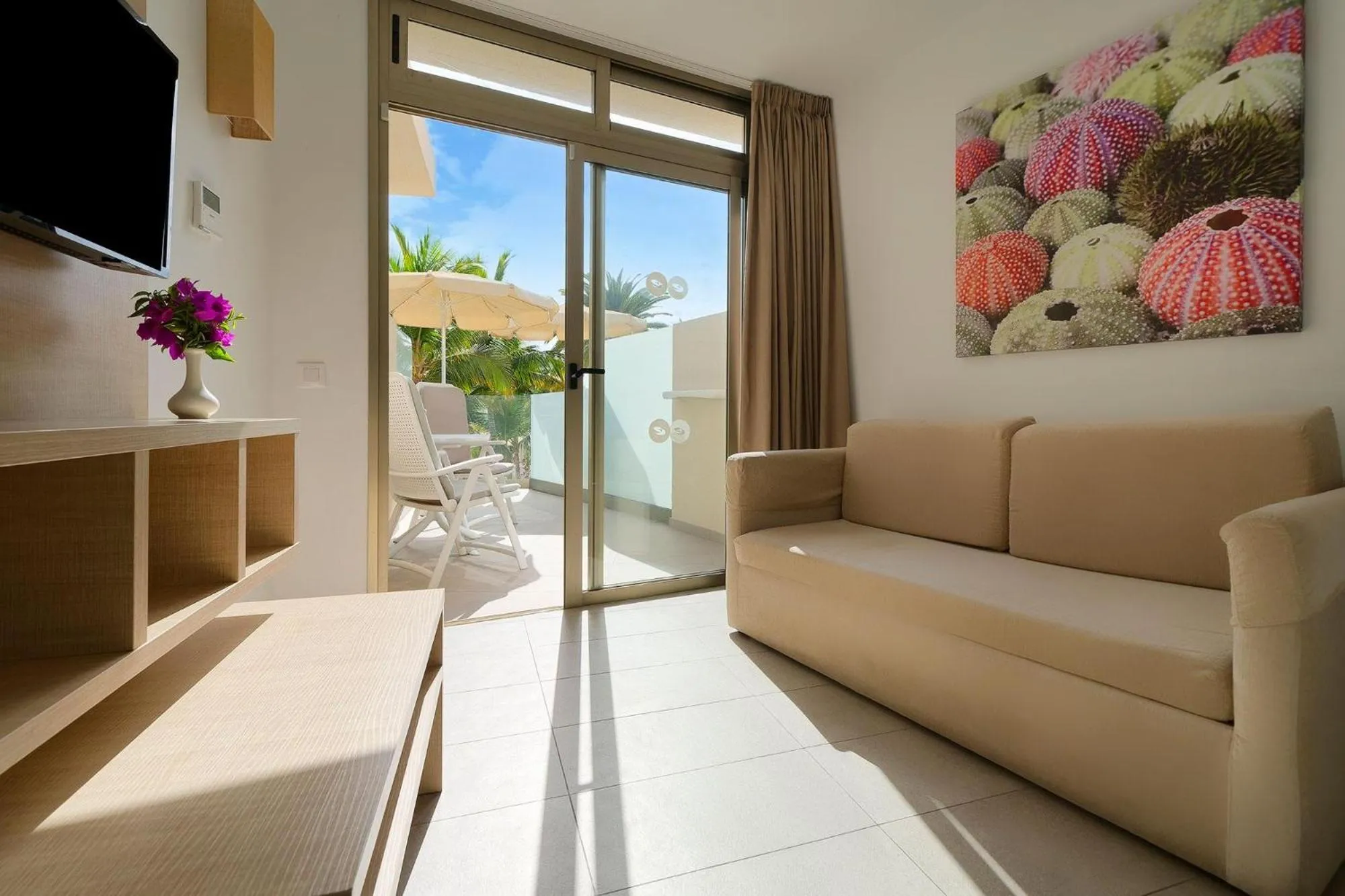 Photo of the whole room in Servatur Eden & Buganvillas