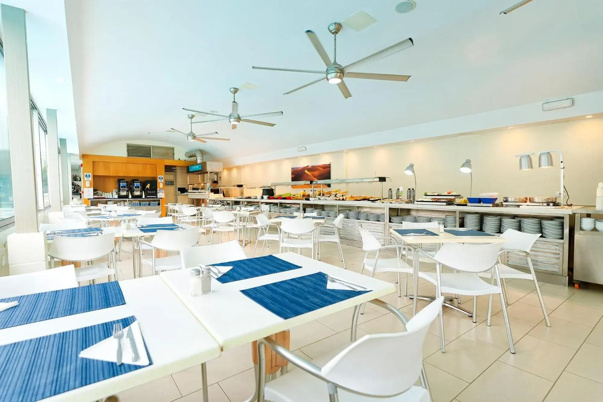 Restaurant/places to eat in Servatur Eden & Buganvillas Restaurant/places to eat in Servatur Eden & Buganvillas