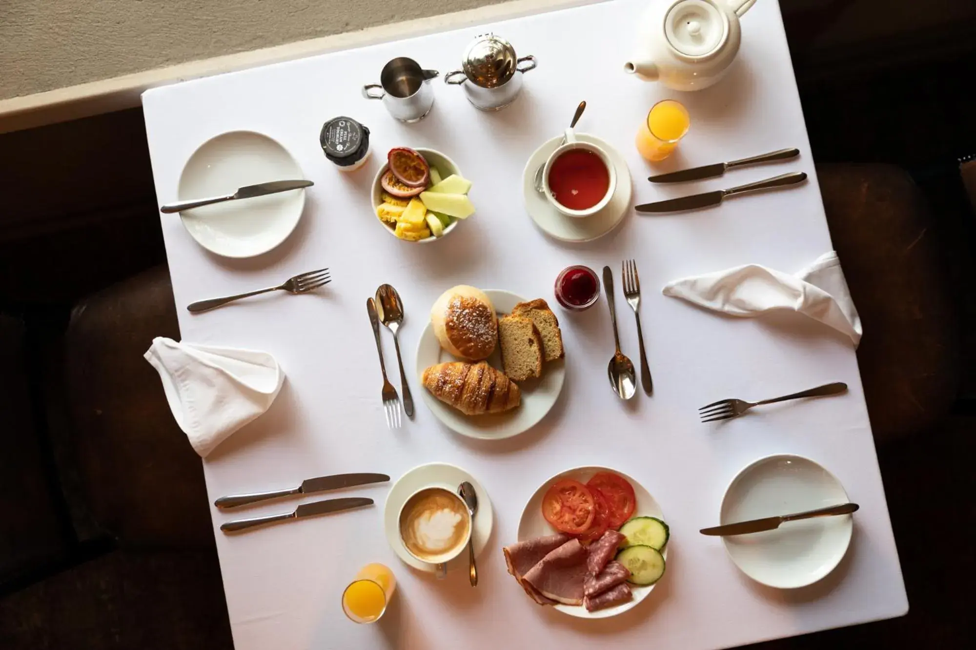 Food and drinks in Mount Grace Hotel & Spa Food and drinks in Mount Grace Hotel & Spa