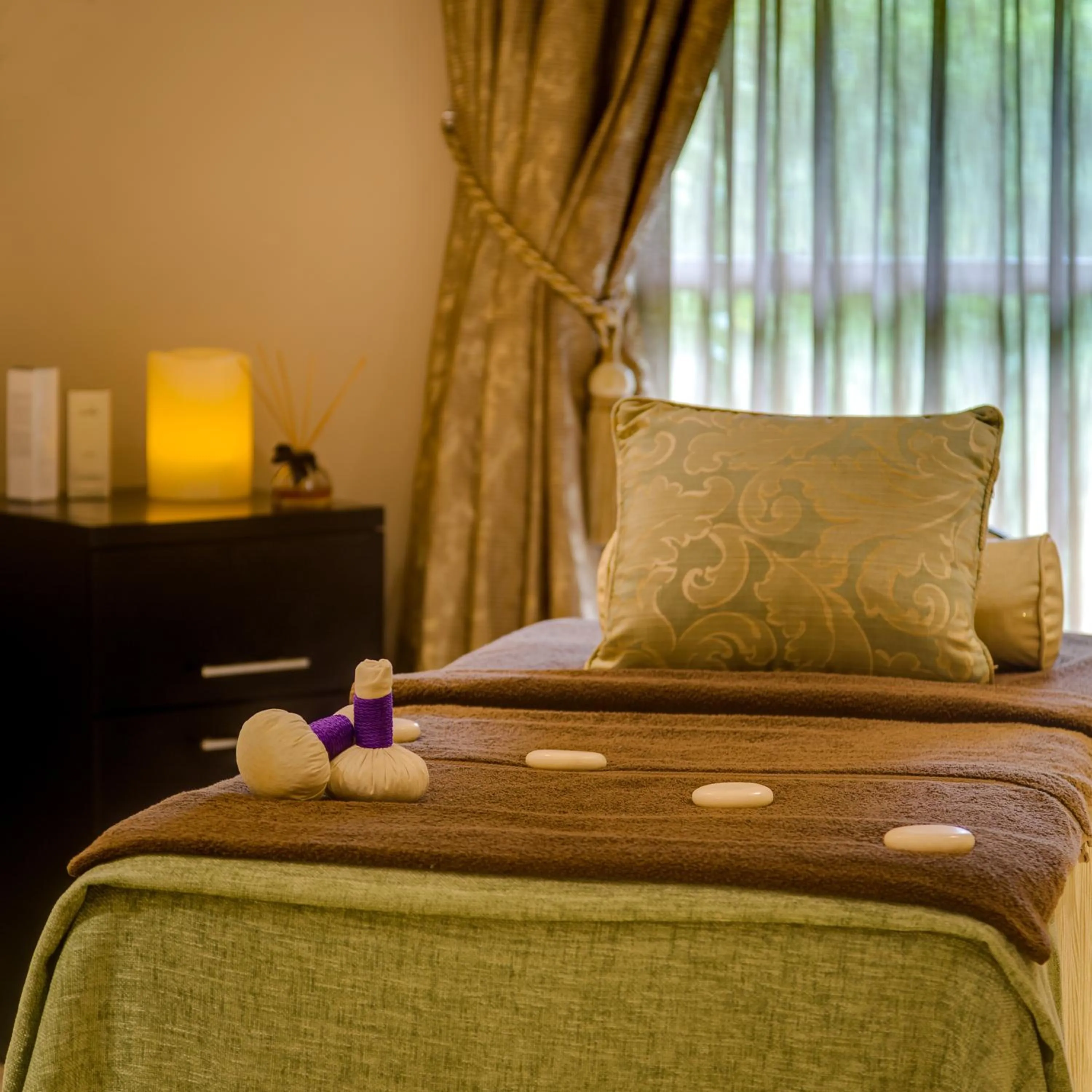 Spa and wellness centre/facilities, Bed in Mount Grace Hotel & Spa