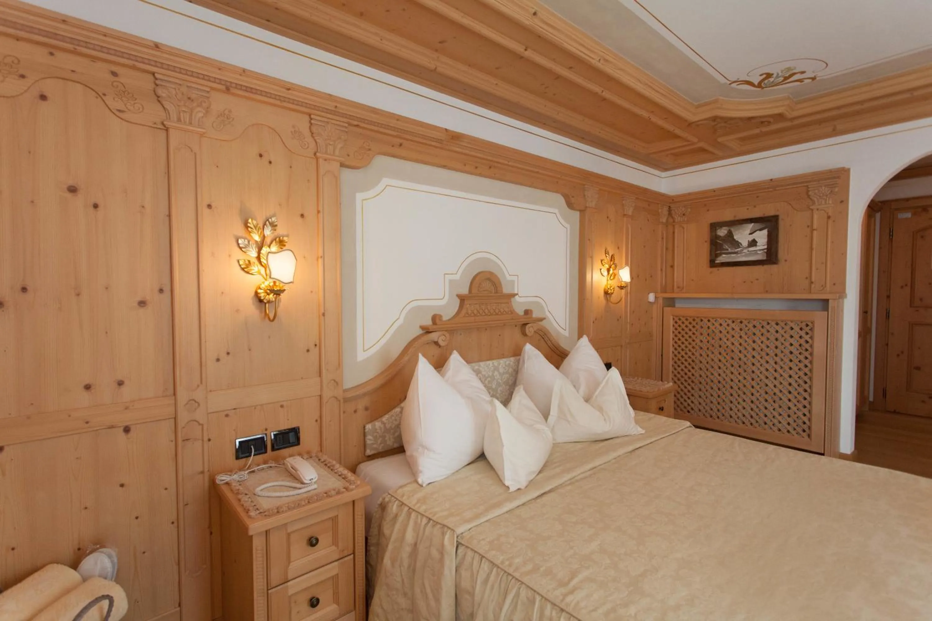 Photo of the whole room, Bed in Hotel Colbricon Beauty & Relax