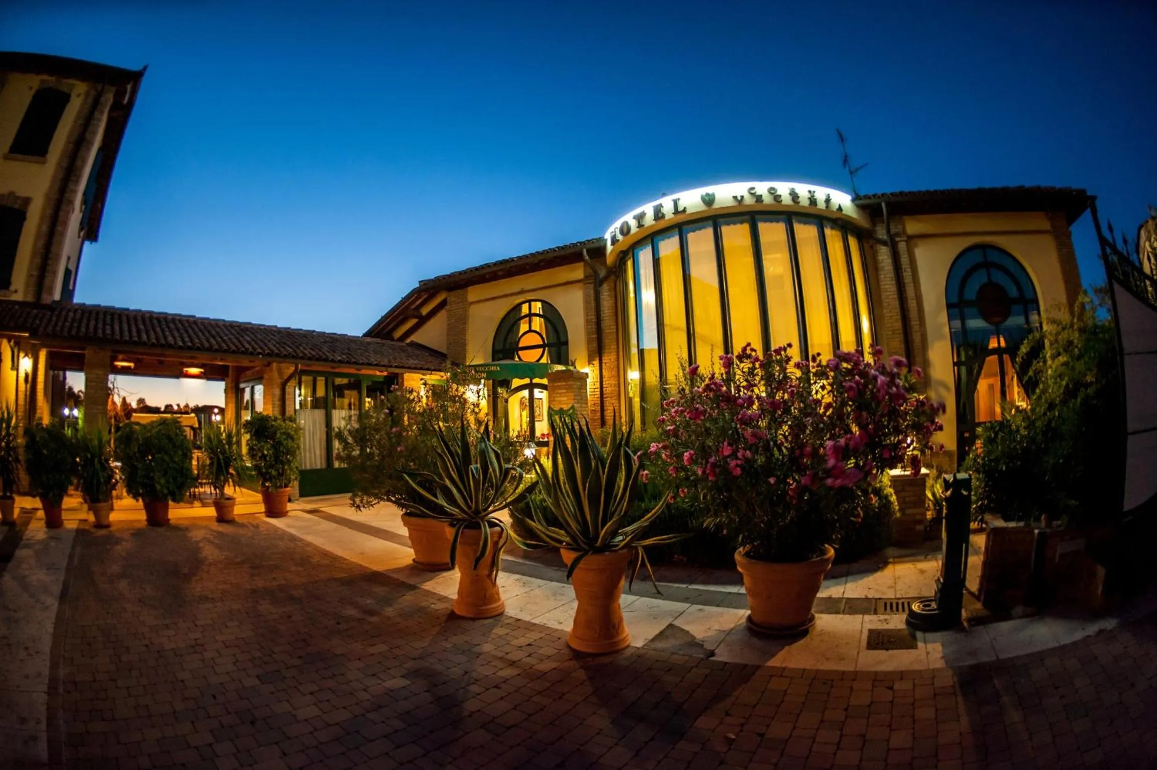 Facade/entrance in Hotel Corte Vecchia