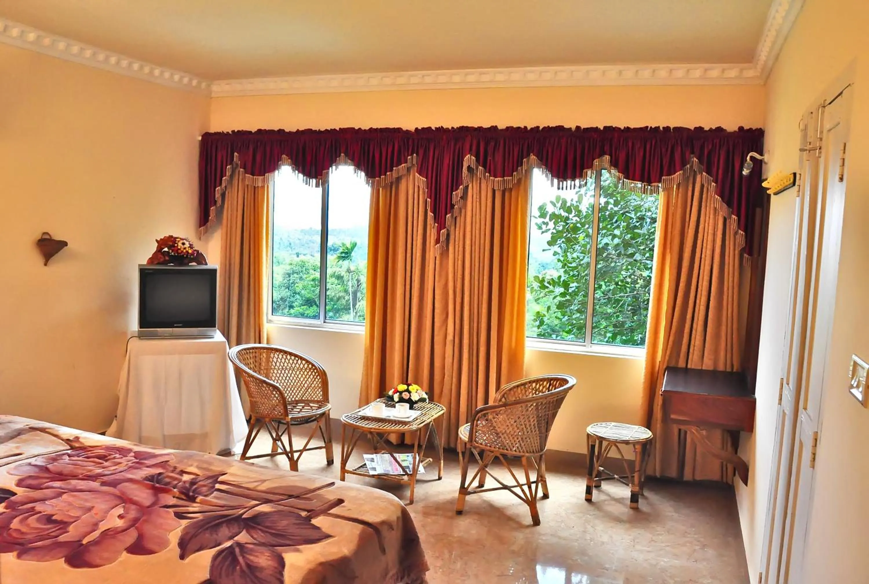 Bed in Bellavista Resort Munnar