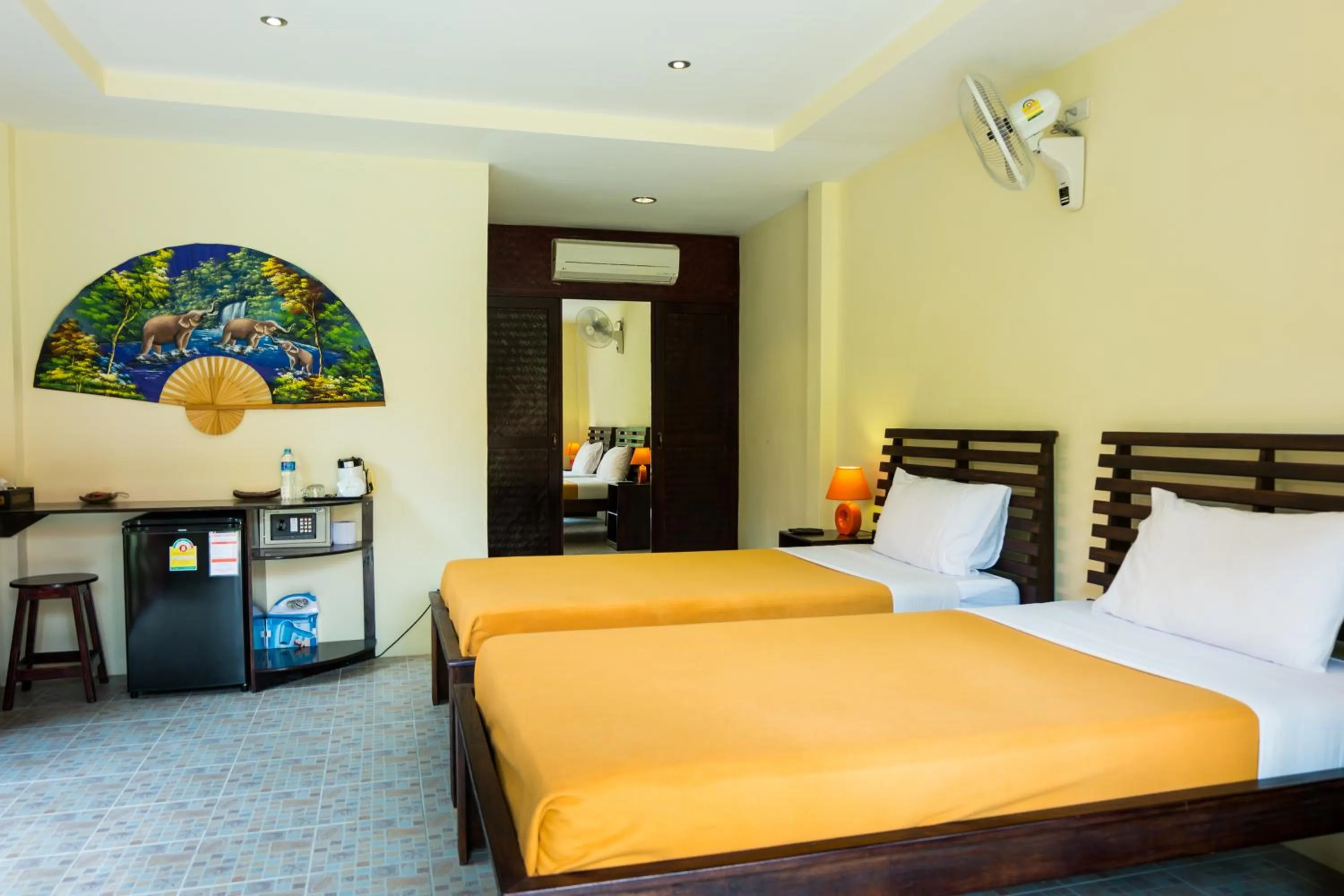 Photo of the whole room, Bed in Cyana Resort