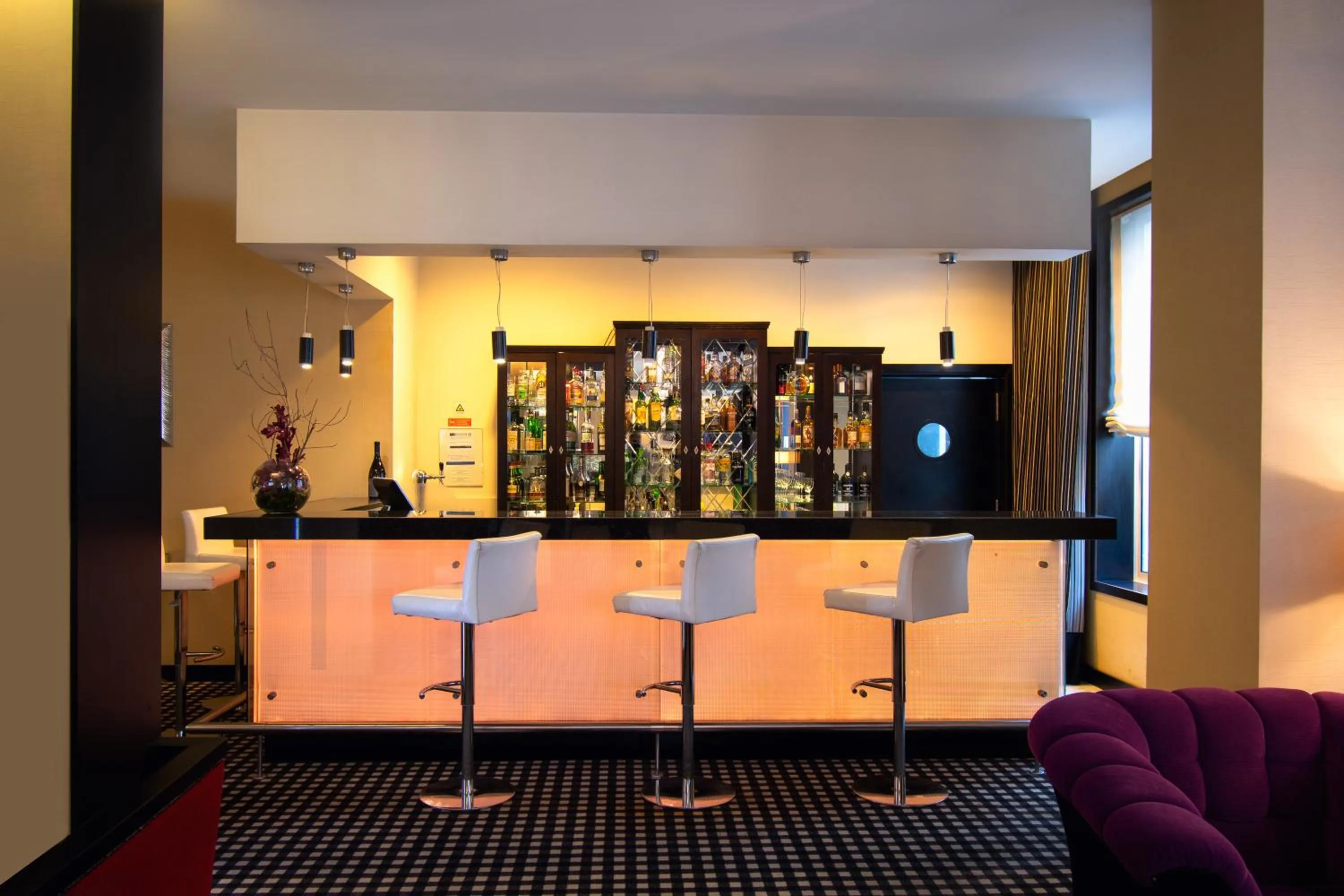 Lounge or bar in SANA Silver Coast Hotel