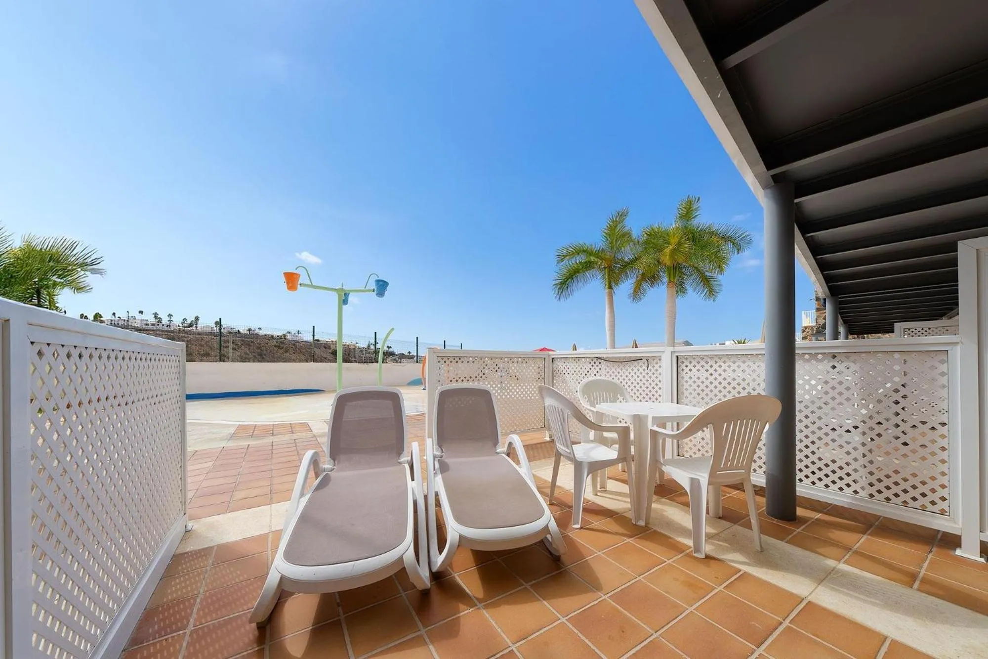 Photo of the whole room in Servatur Altamadores